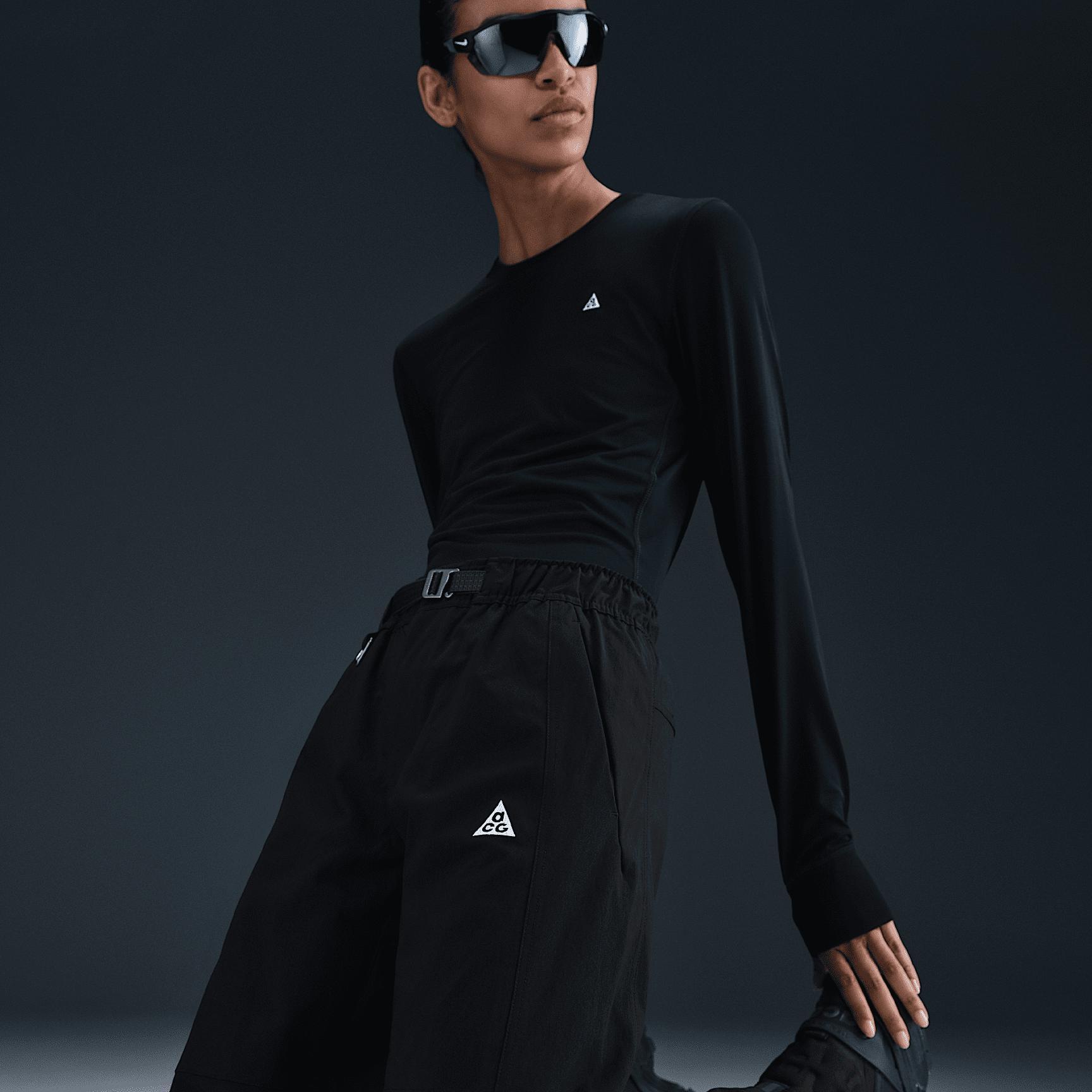Nike ACG Women's UV Protection Repel Hiking Pants Product Image