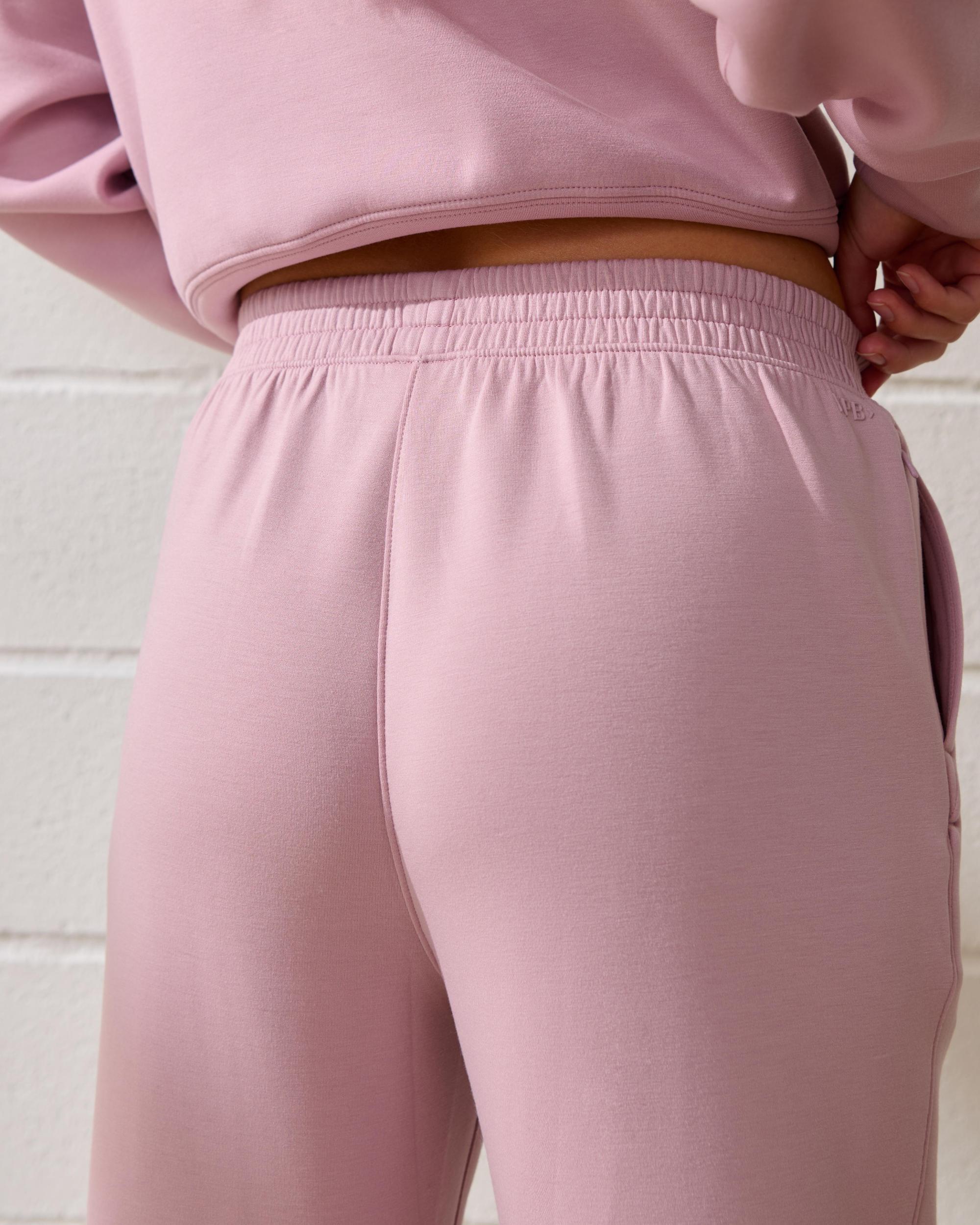 YPB neoKNIT Sweatpant Product Image