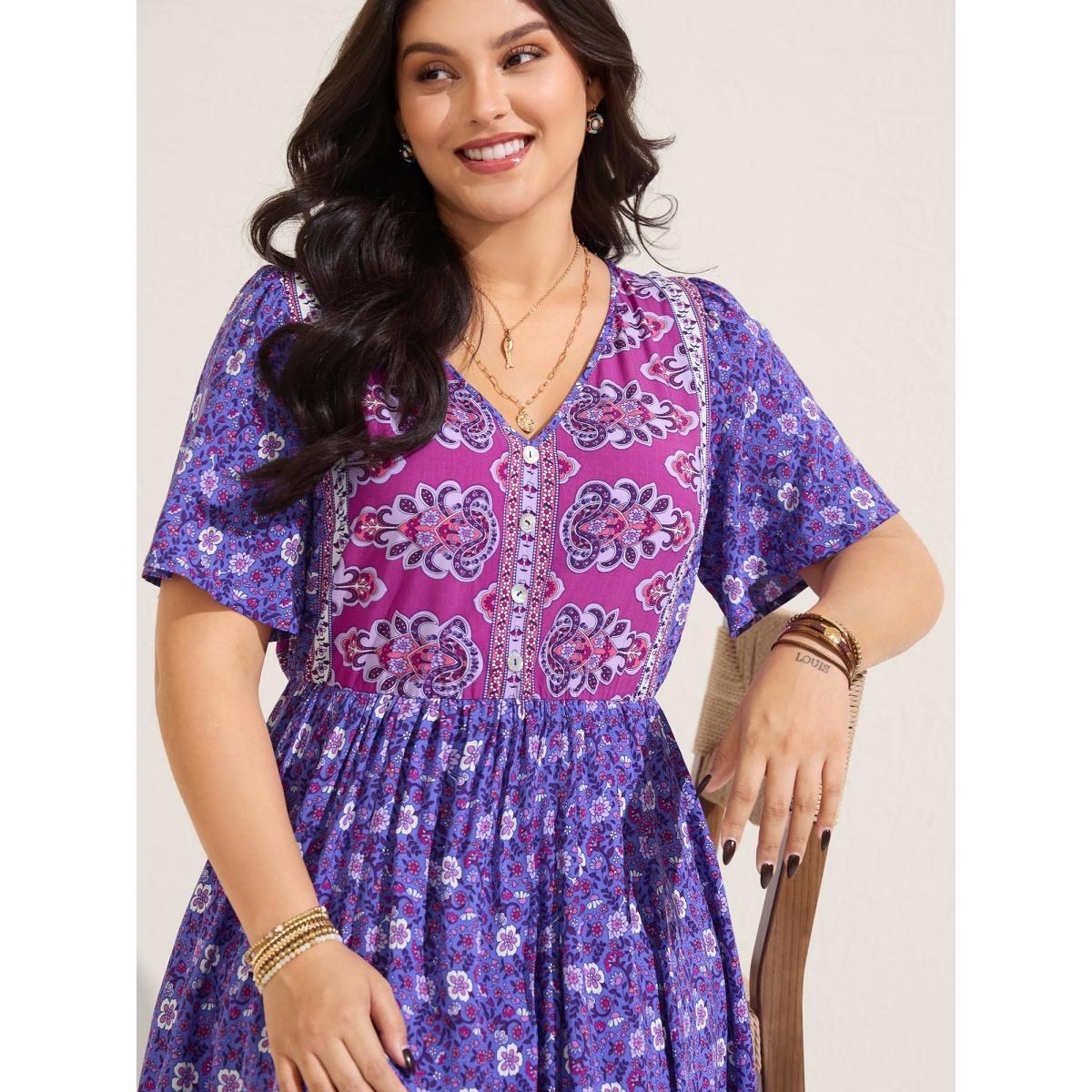Plus Size Rayon Floral Print Color Contrast Midi Dress BlueViolet Women V-neck Short sleeve Curvy BloomChic 30/6X Product Image