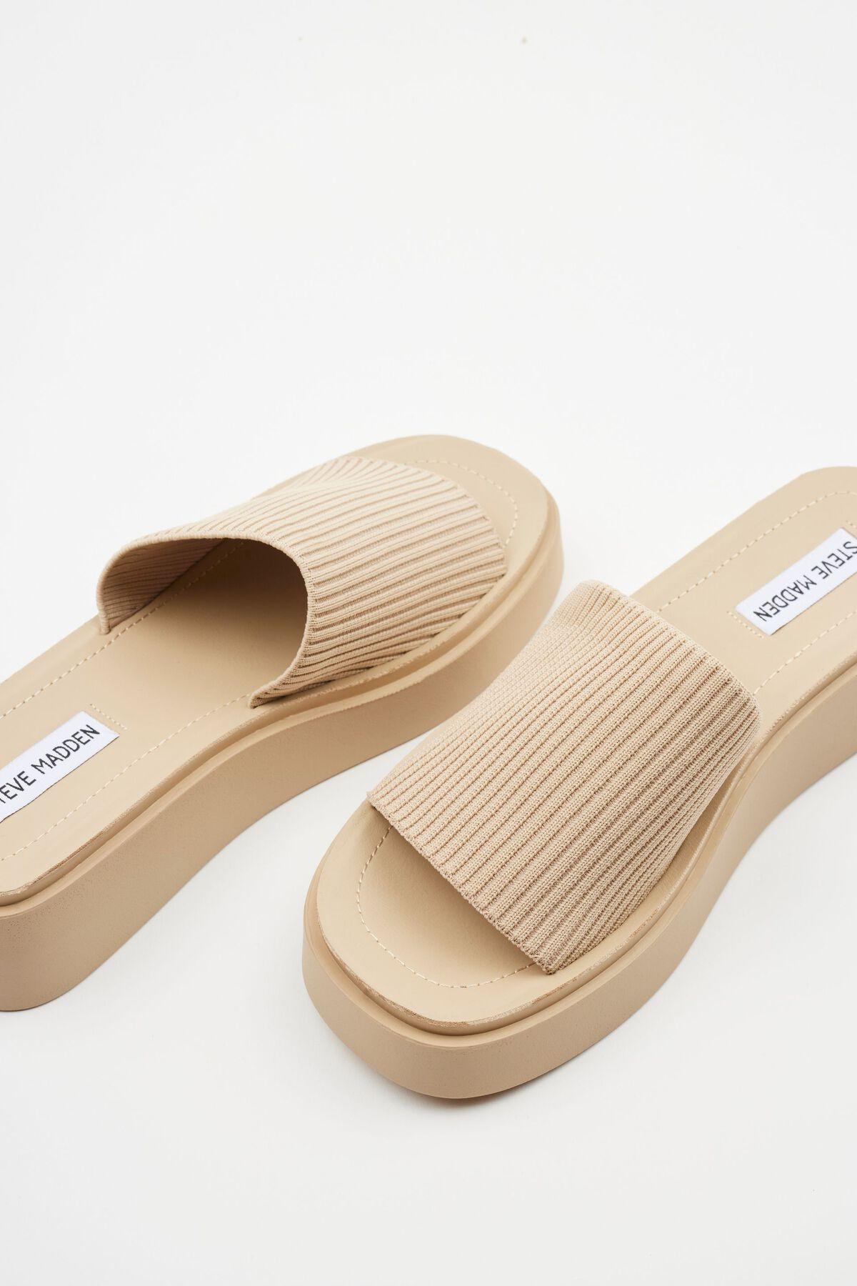 STEVE MADDEN Balanced Platform Sandal Product Image