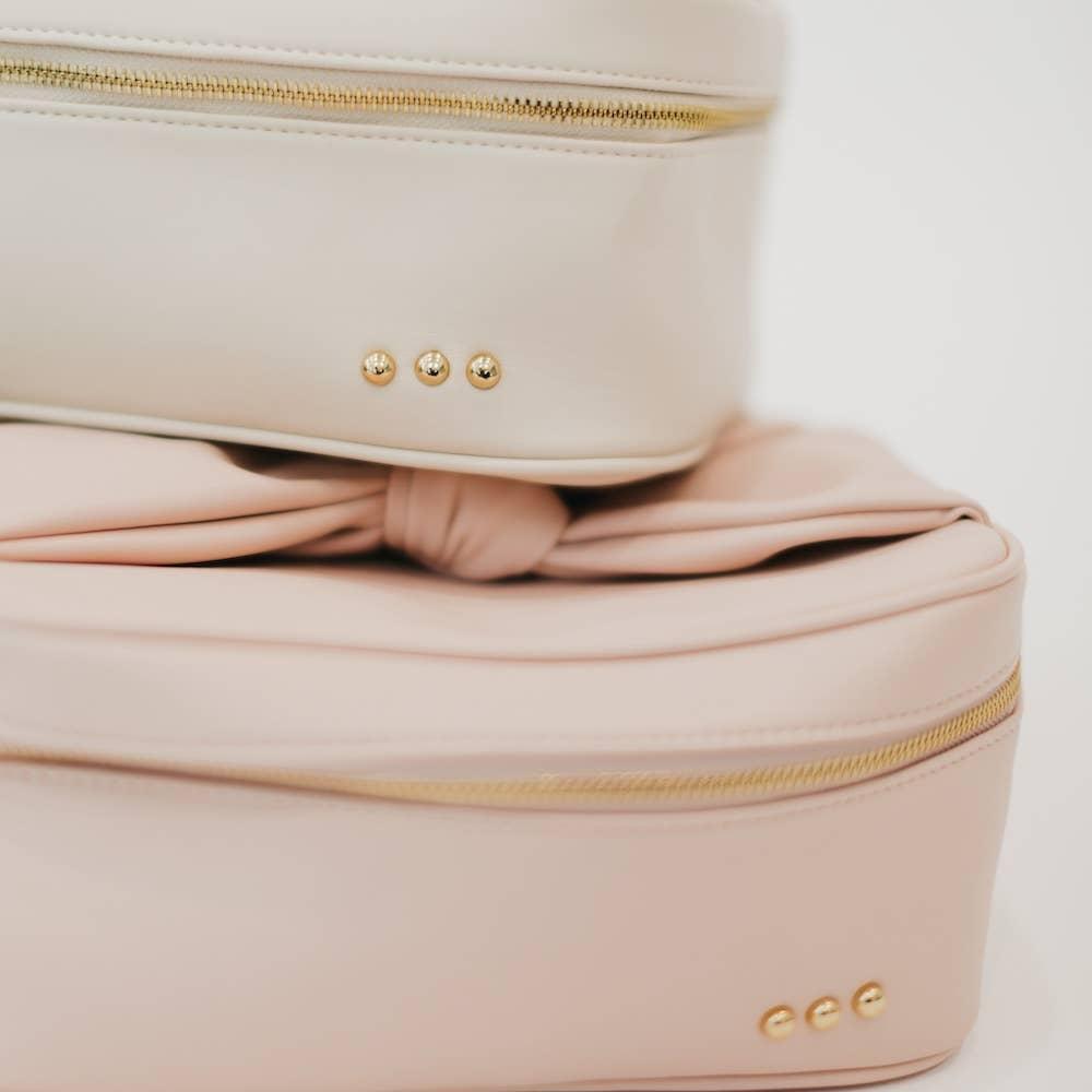 Madelyn Bow Makeup Bag Product Image