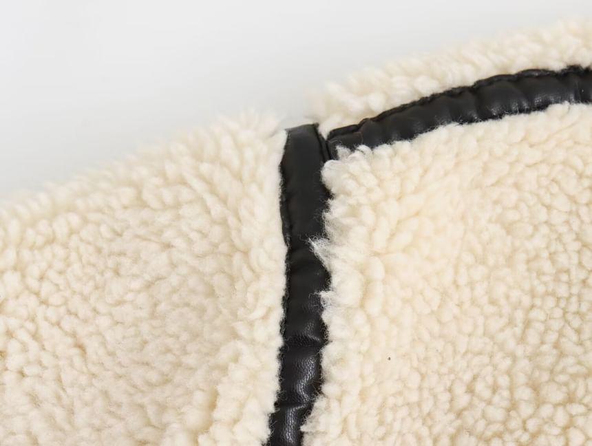 Collar Two Tone Fleece Zip Jacket Product Image