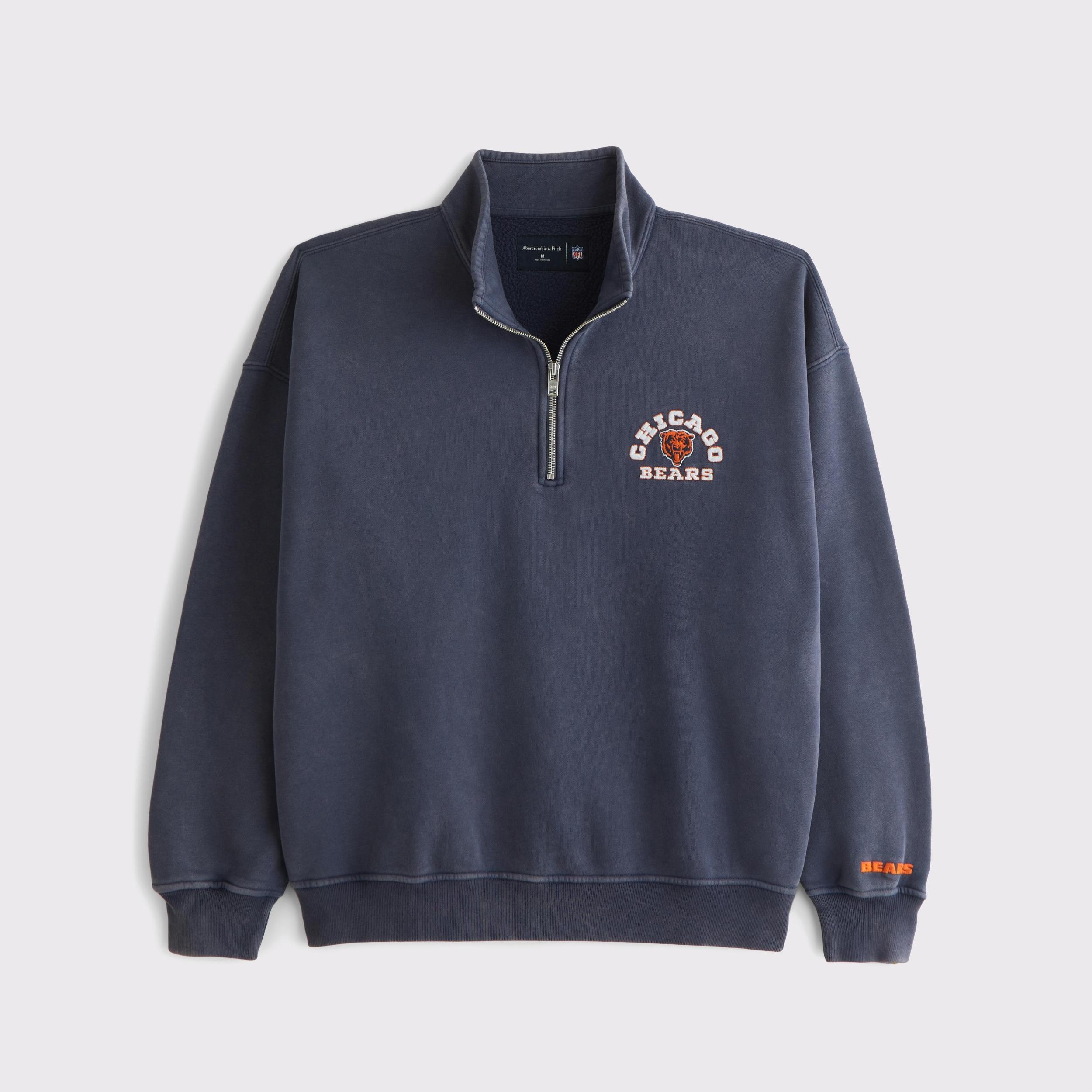 Chicago Bears Half-Zip Sweatshirt Product Image