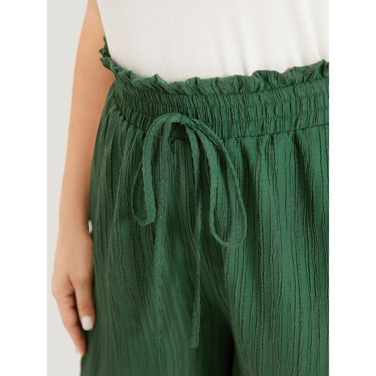 Plus Size Plisse Ties Pocket Paperbag Waist Layered Hem Shorts Women Green Casual Texture Dailywear Shorts BloomChic 26/4X Product Image