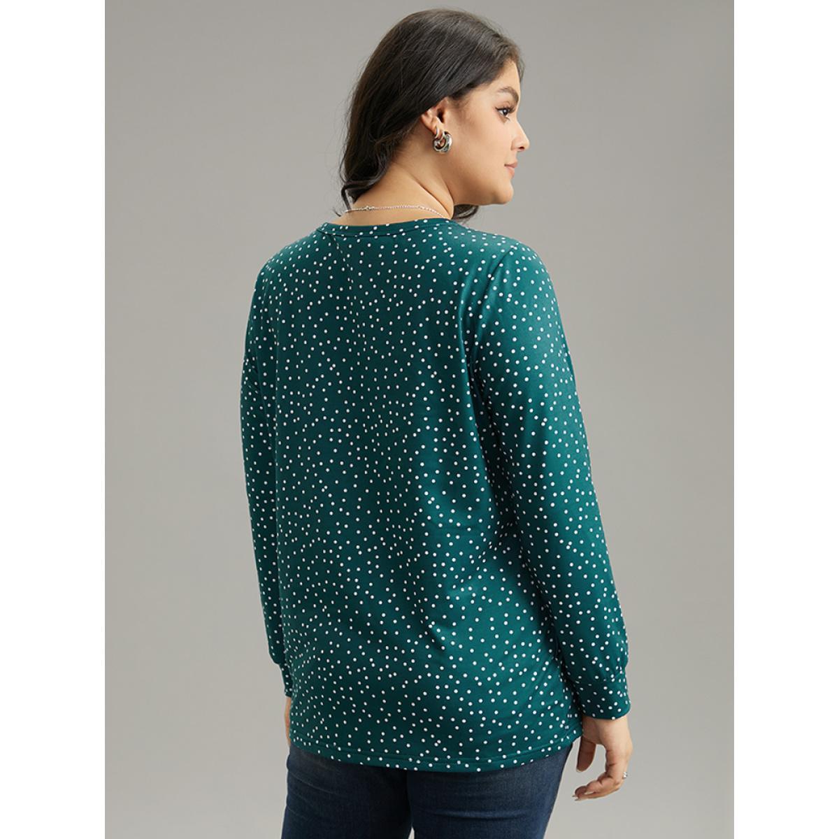 Plus Size Polka Dot Contrast Basic T-shirt Arctic Women Casual Printed Polka Dot Round Neck Dailywear T-shirts BloomChic 22-24/3X Product Image