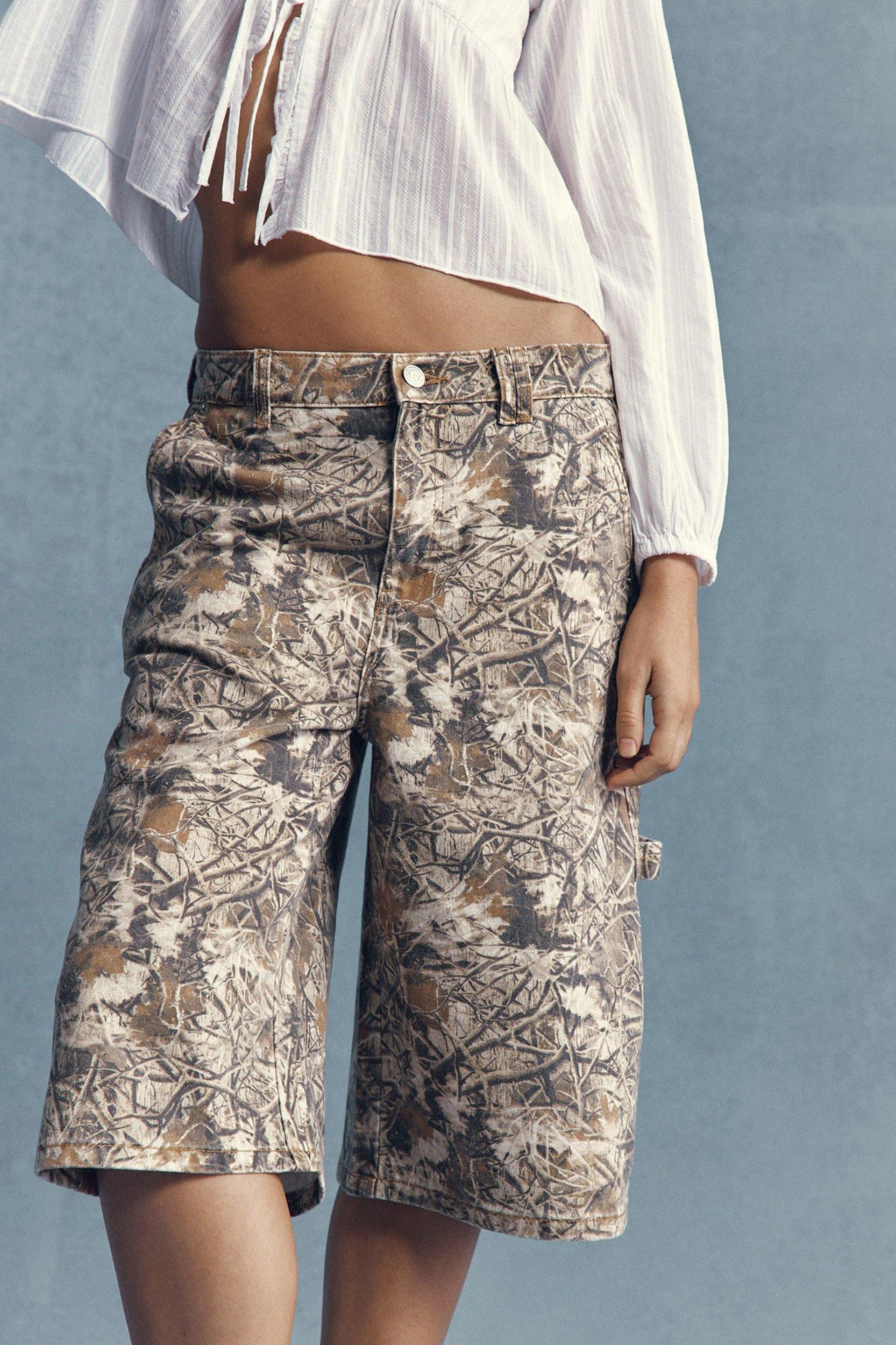 Cotton On Women - 91 Baggy Denim Jort - Shadow brown Product Image