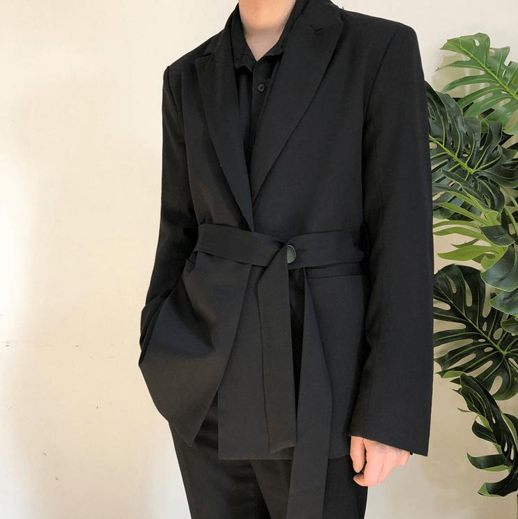 RT No. 2583 BELT BLAZER SUIT JK Product Image
