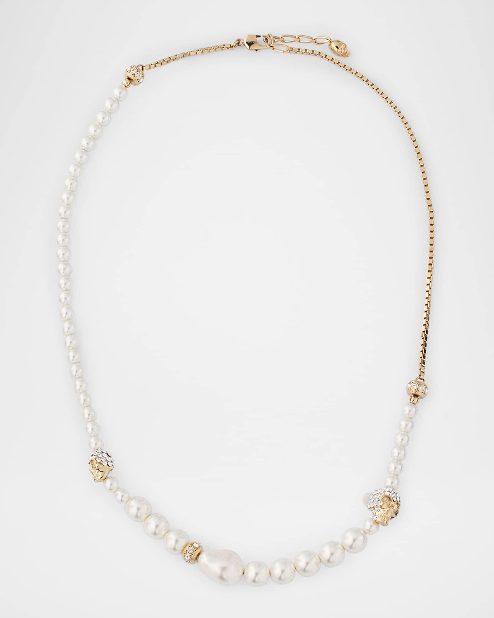 Pearly Skull Necklace Product Image