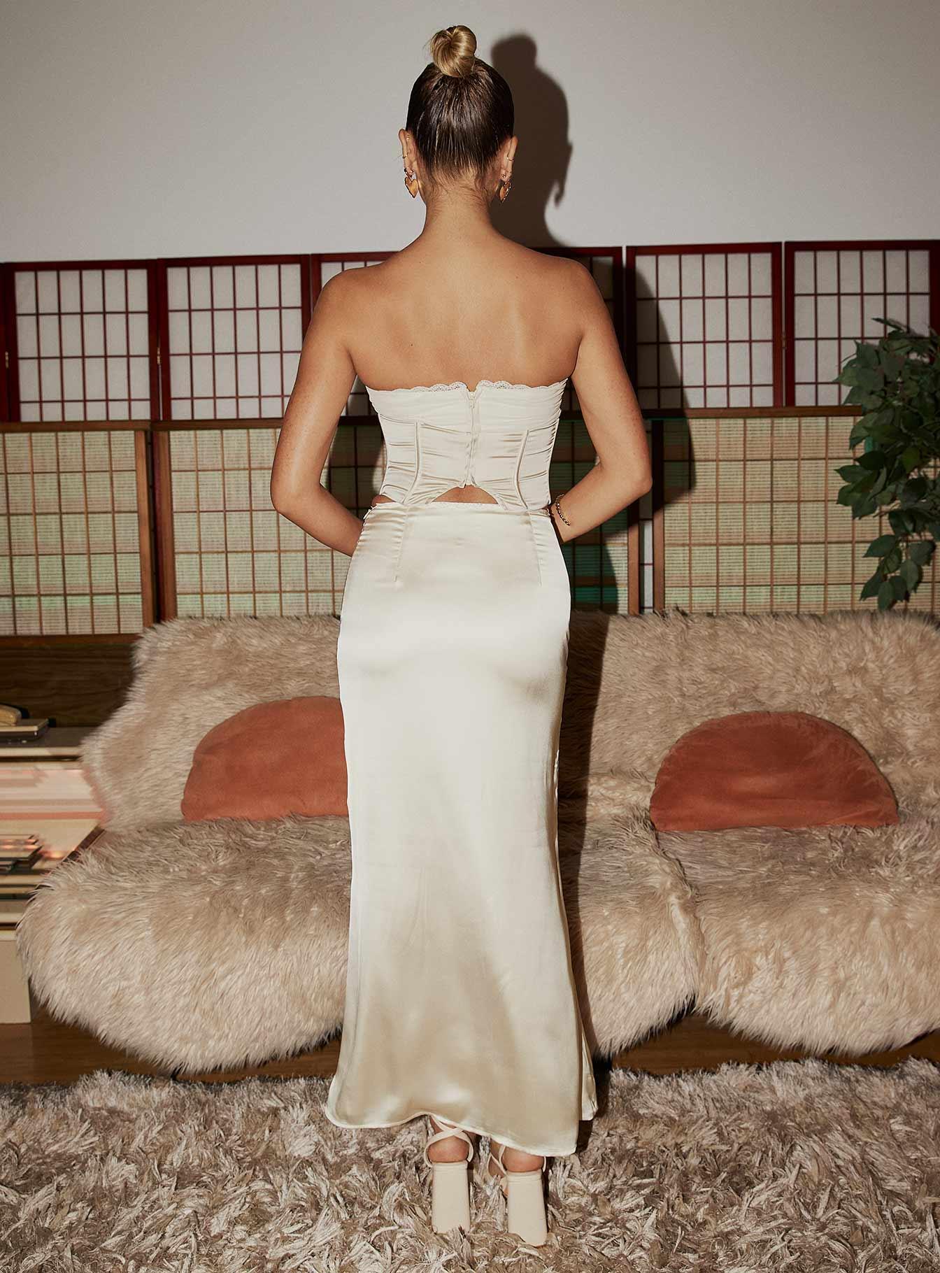 Suga Maxi Skirt Cream Product Image
