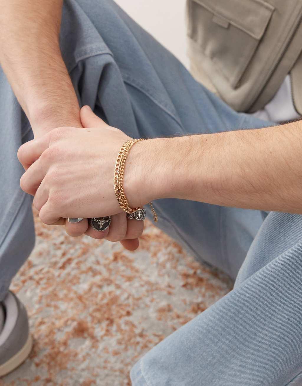 Faded Future multirow curb chain bracelets in gold Product Image