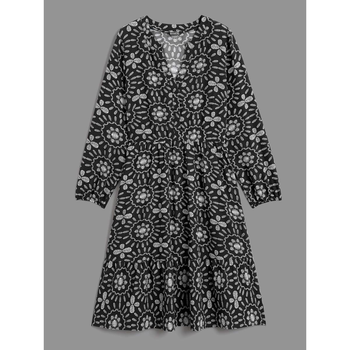 Plus Size Notched Collar Print Tiered Midi Dress Black Women Resort Non Flat collar with V-notch Elbow-length sleeve Curvy BloomChic 18-20/2X Product Image