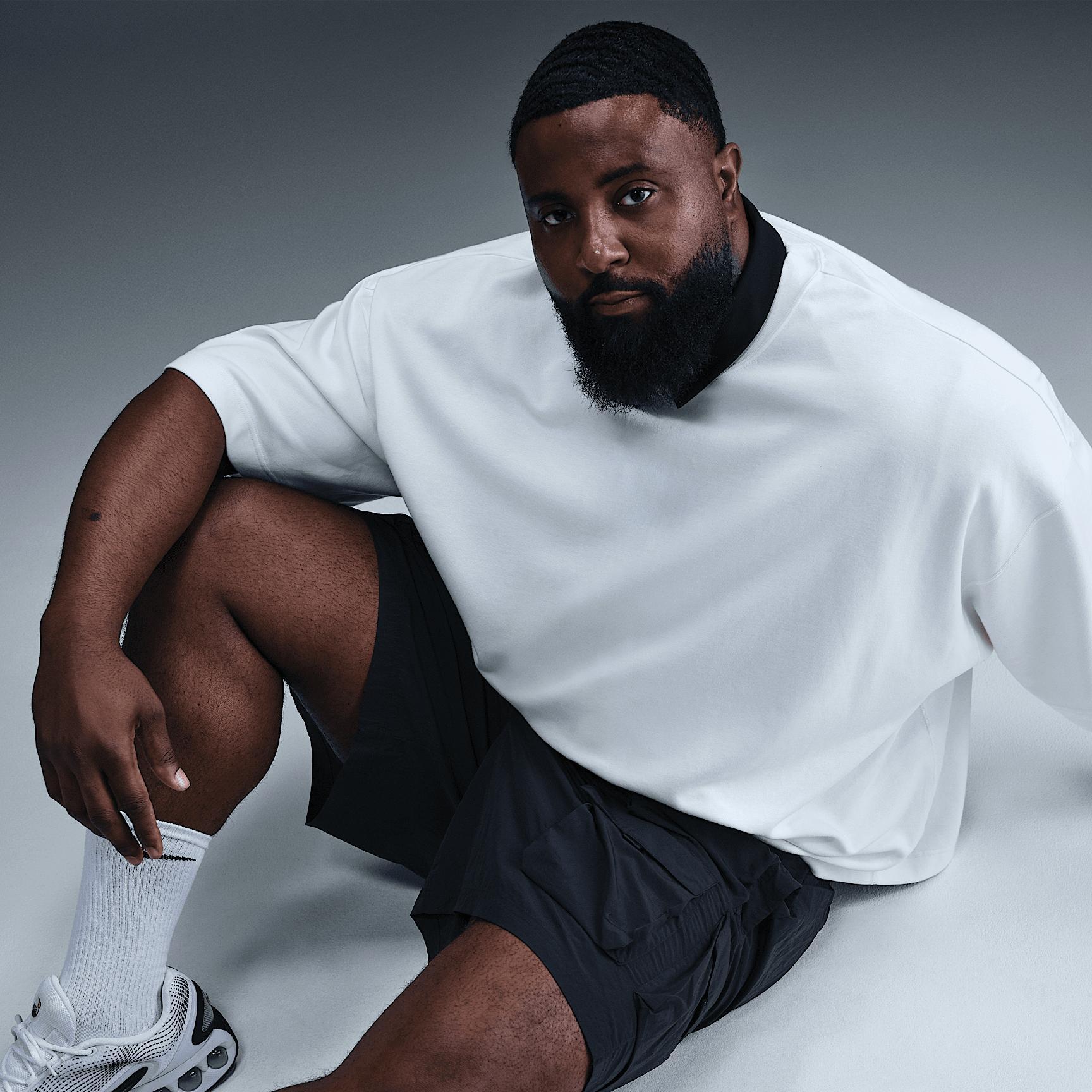 Nike Tech Men's Woven Cargo Shorts Product Image
