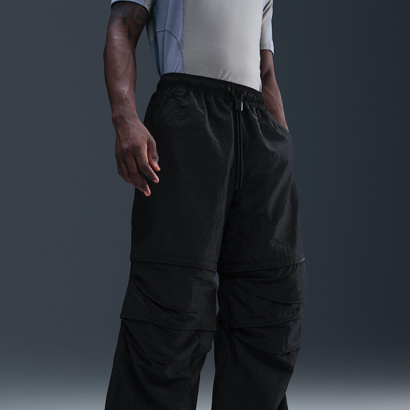 Nike Men's Tech Woven Convertible Oversized Pants Product Image