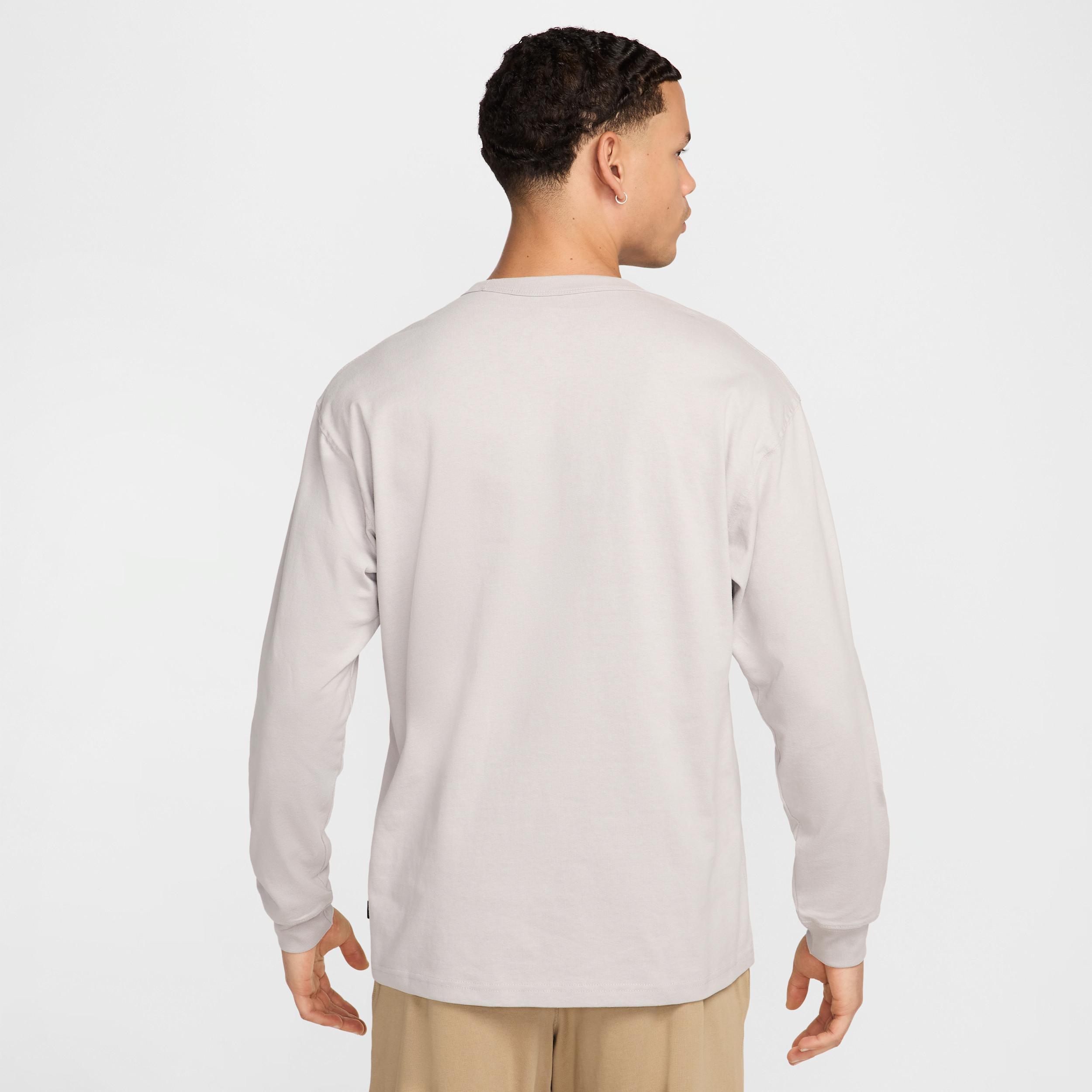 Nike Sportswear Premium Essentials Men's Long-Sleeve T-Shirt Product Image