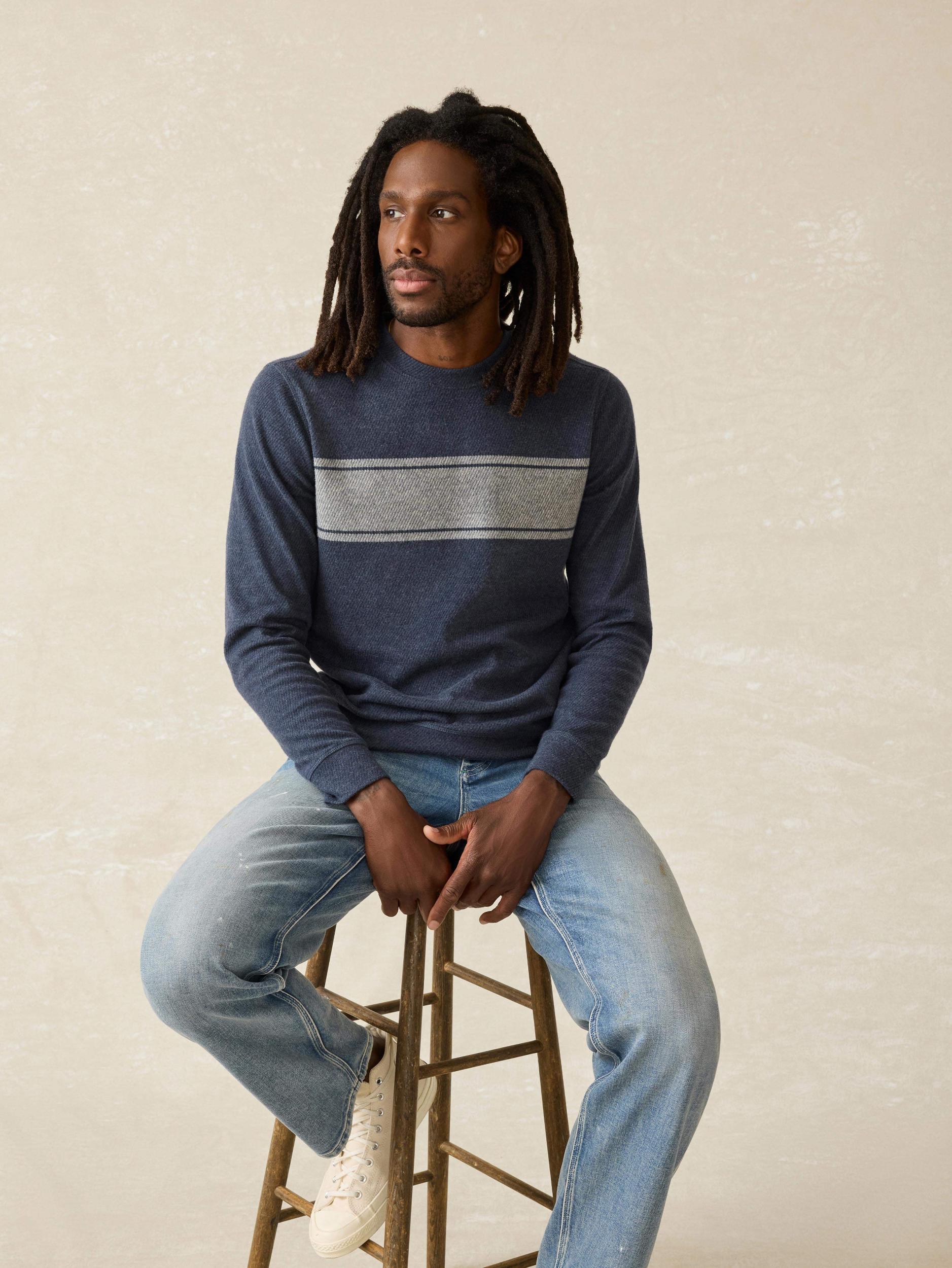 Legend™ Surf Stripe Sweater Crew - Brighton Navy Surf Stripe Male Product Image