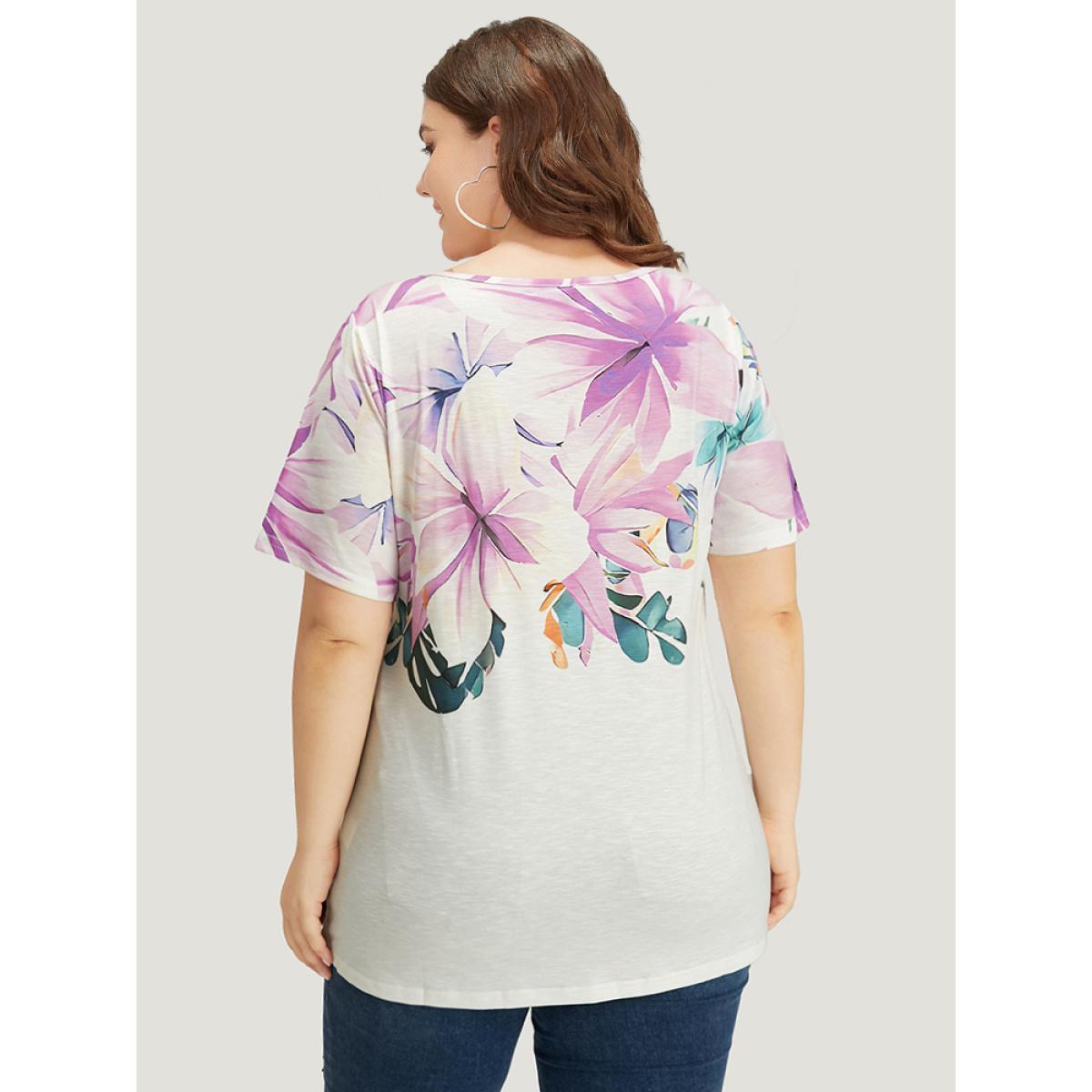 Plus Size Floral Printed Short Sleeve V Neck T-shirt Lilac Women Elegant Floral V-neck Work T-shirts BloomChic 22-24/3X Product Image