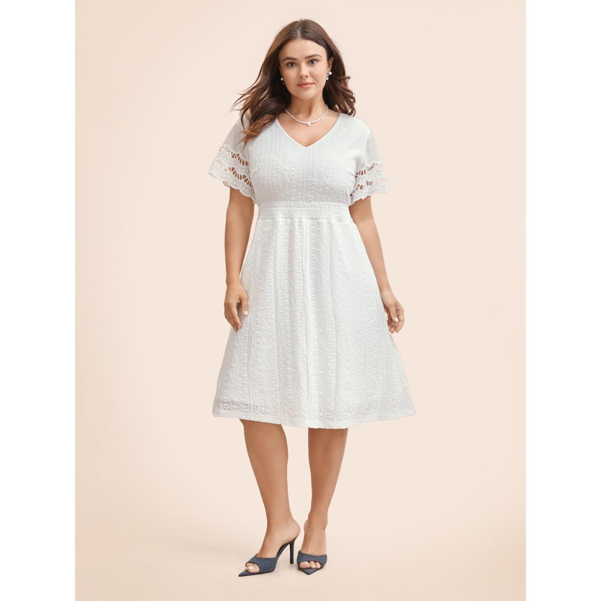 Plus Size V Neck Shirred Lace Patchwork Dress Ivory Women Elegant Woven ribbon&lace trim V-neck Short sleeve Curvy BloomChic 14-16/1X Product Image