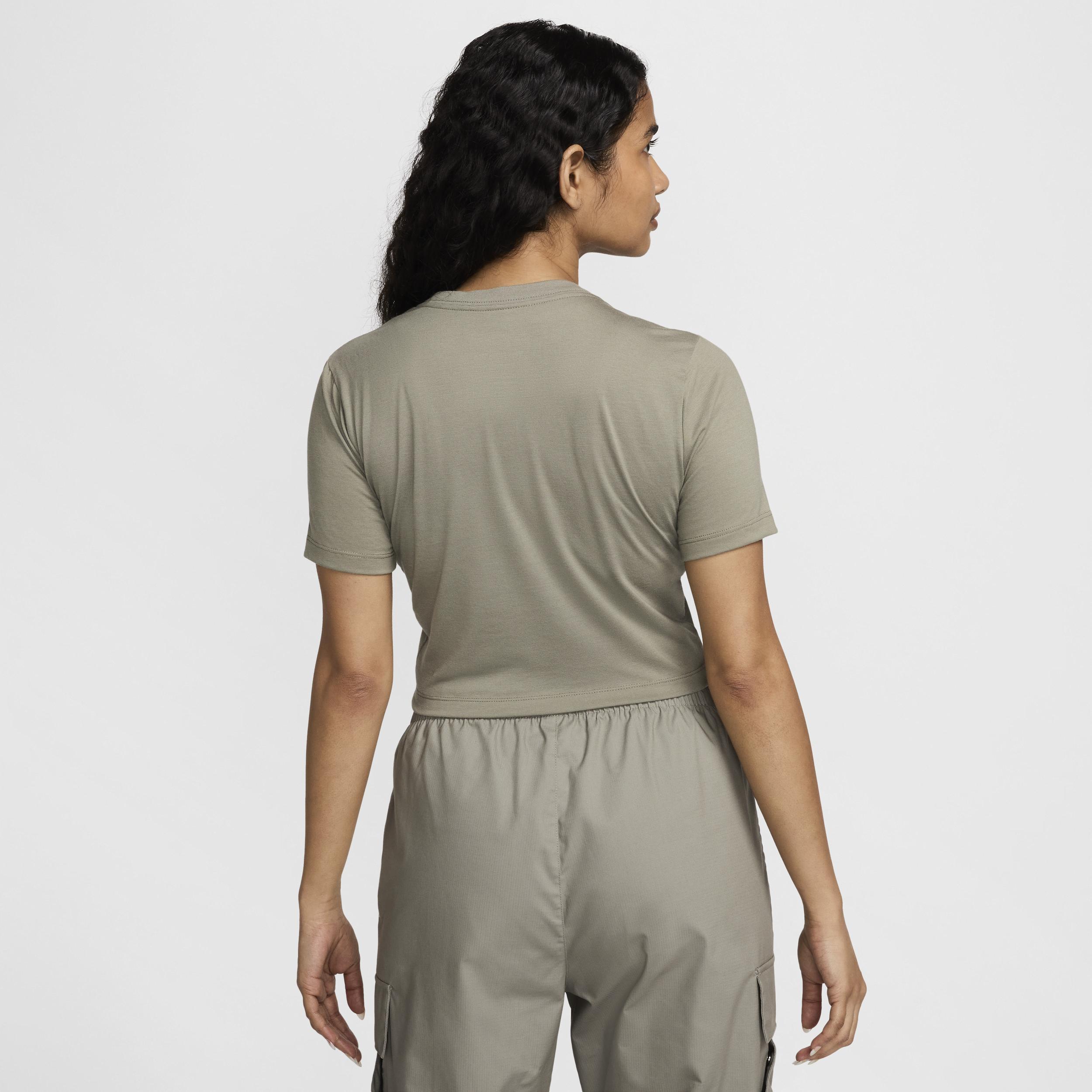 Women's Nike Sportswear Essential Slim Cropped T-Shirt Product Image