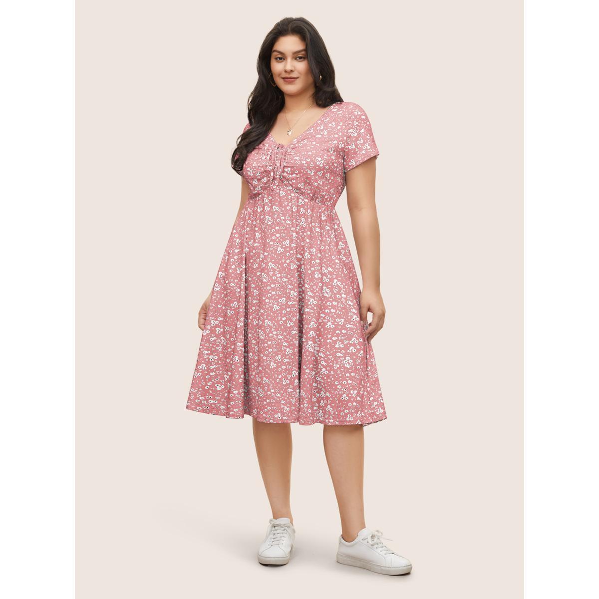 Plus Size Ditsy Floral Elastic Waist Knot Drawstring Dress Blush Women Casual Non V-neck Short sleeve Curvy Midi Dress BloomChic 28/5X Product Image