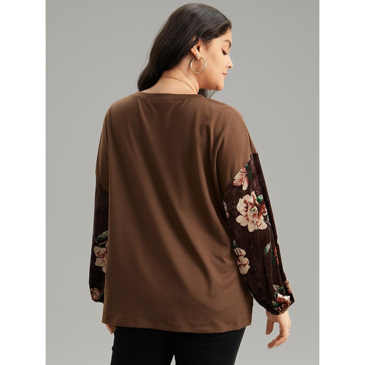 Plus Size Velvet Floral Print Patchwork Contrast Sweatshirt Women DarkBrown Casual Velvet Round Neck Dailywear Sweatshirts BloomChic 26/4X Product Image