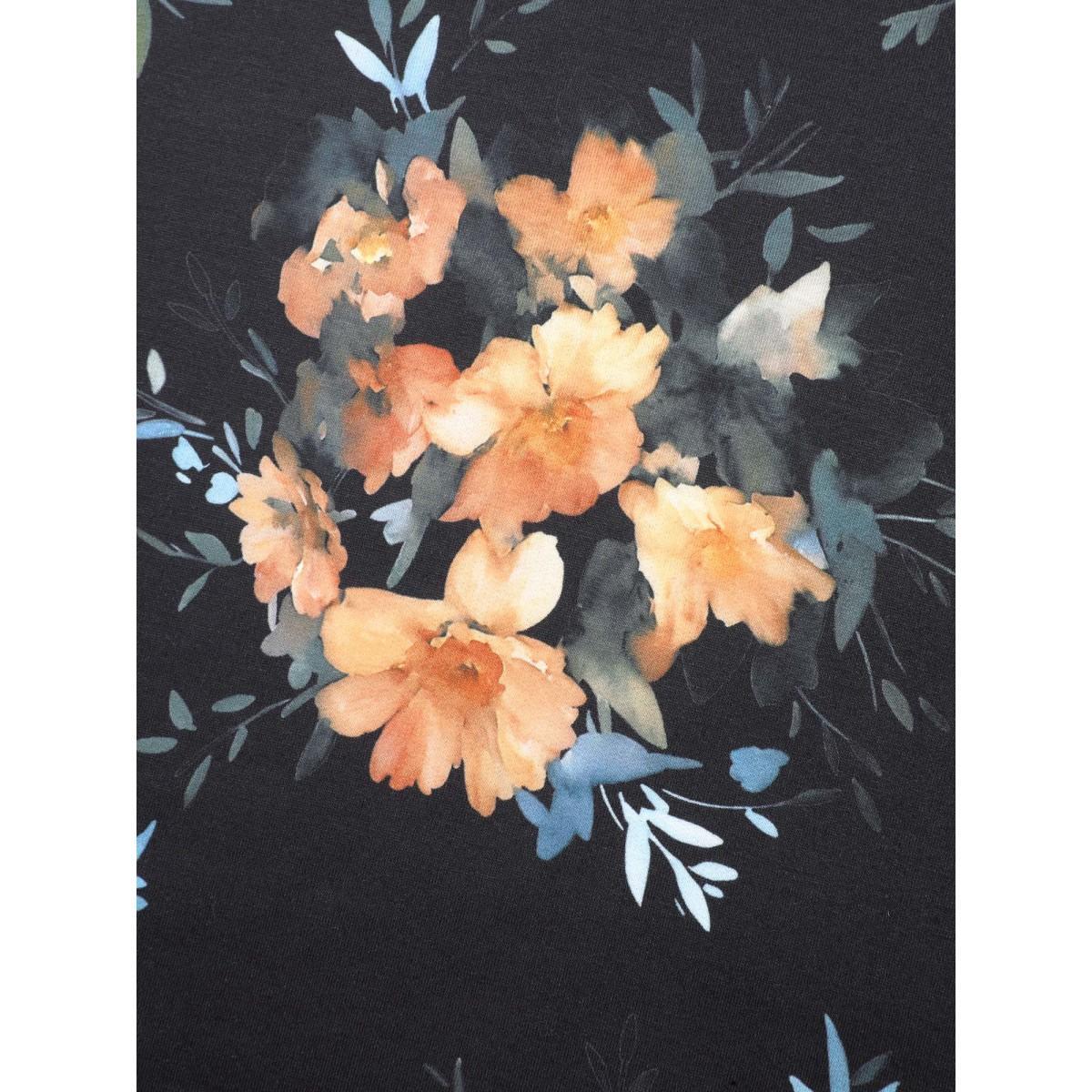 Plus Size Round Neck Natural Flowers Slightly Stretchy Sweatshirt Women Black Elegant Contrast Round Neck Everyday Sweatshirts BloomChic 12/L Product Image