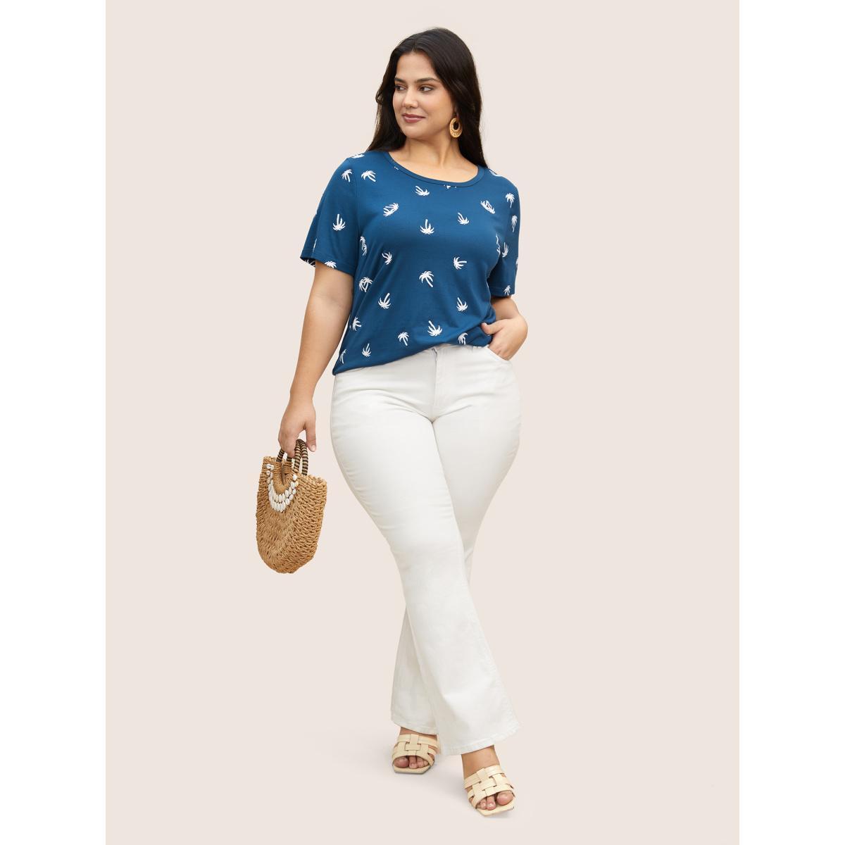 Plus Size Coconut Tree Print Round Neck T-shirt Indigo Women Resort Contrast Natural Flowers Round Neck Vacation T-shirts BloomChic 10/M Product Image