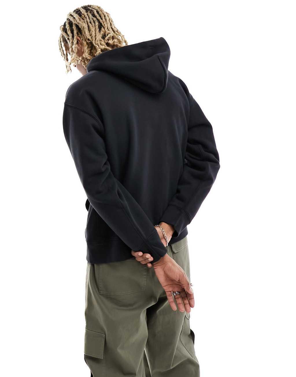 Levi's Skate hoodie with chest logo in black Product Image