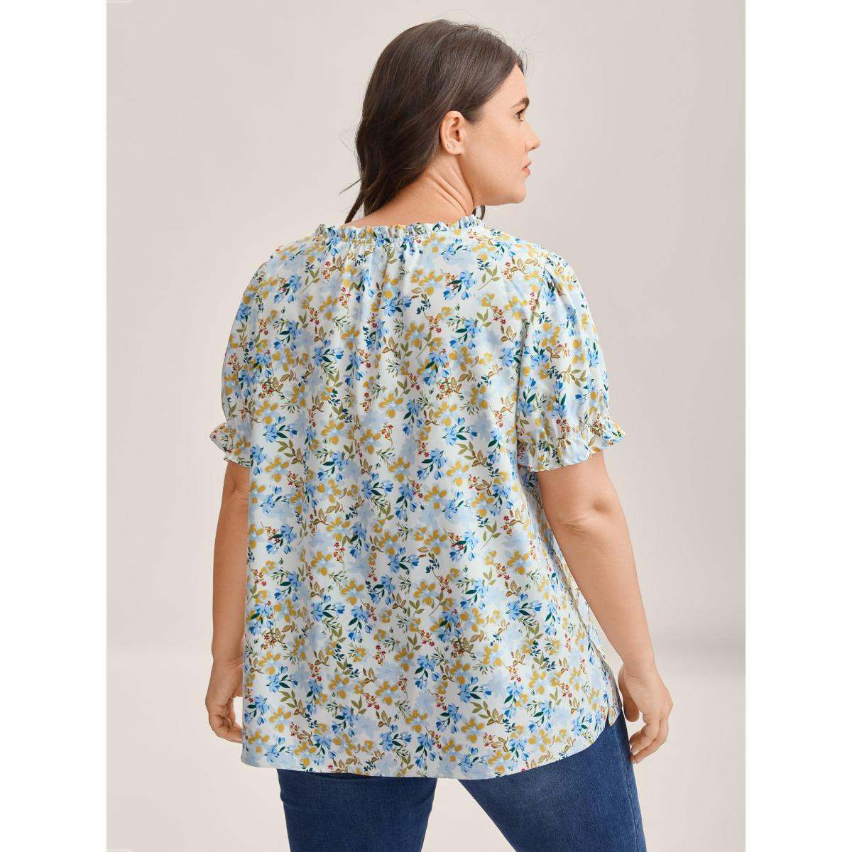 Plus Size LightBlue Floral Print Shirred Neck Blouse Women Short sleeve Flat collar Everyday-Casual Blouses BloomChic 28/5X Product Image