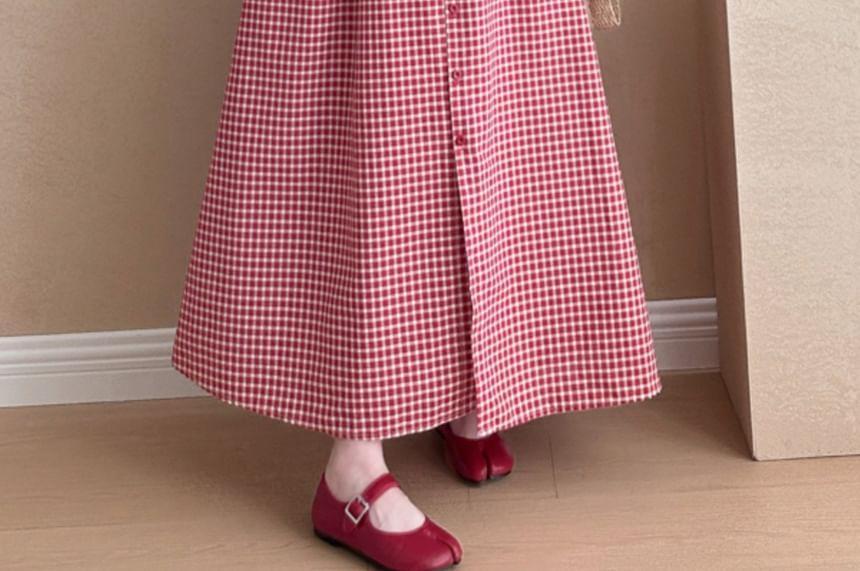 Maternity Sleeveless Crew Neck Plaid Button-Up Maxi A-Line Dress Product Image