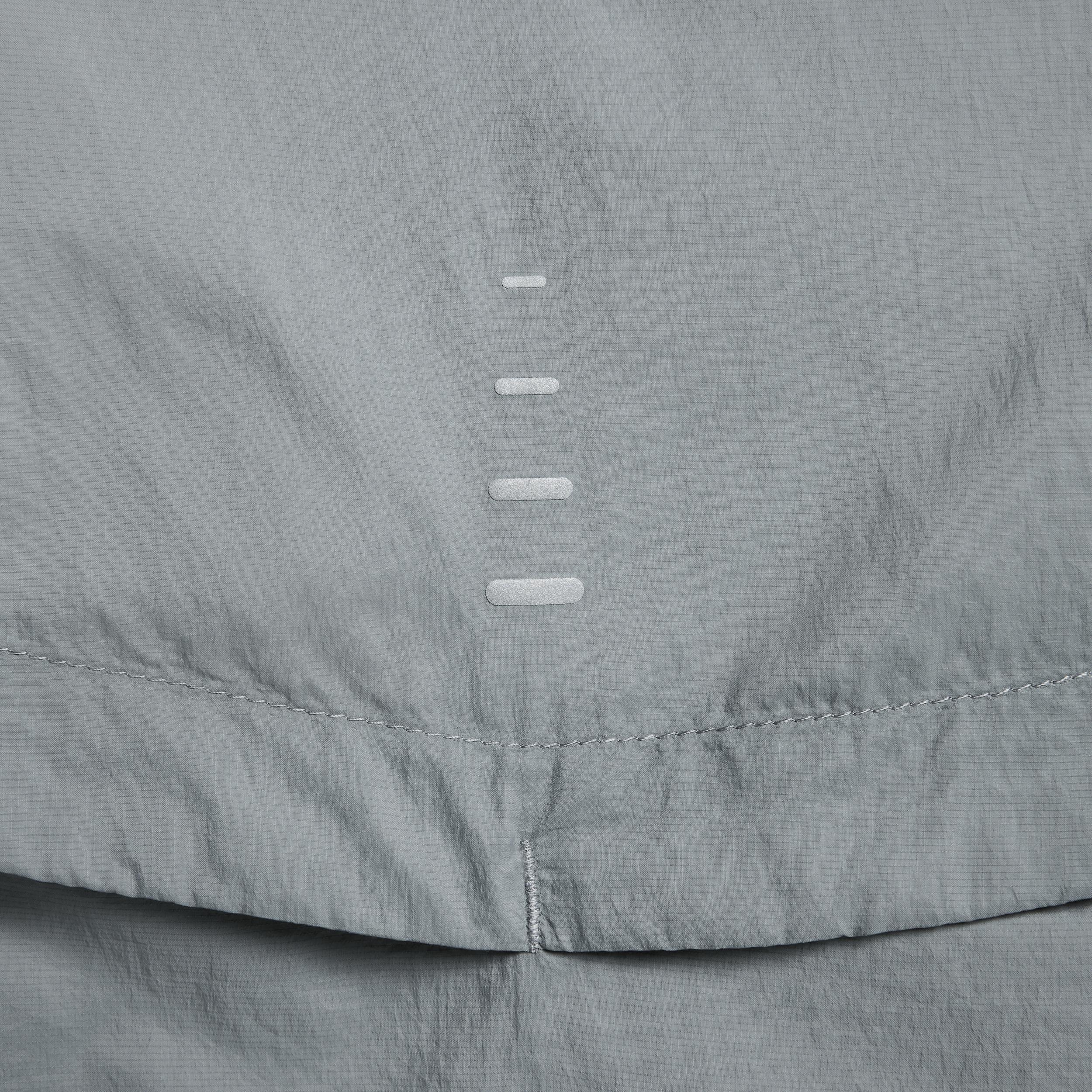 Nike Men's Stride Repel UV Running Jacket Product Image
