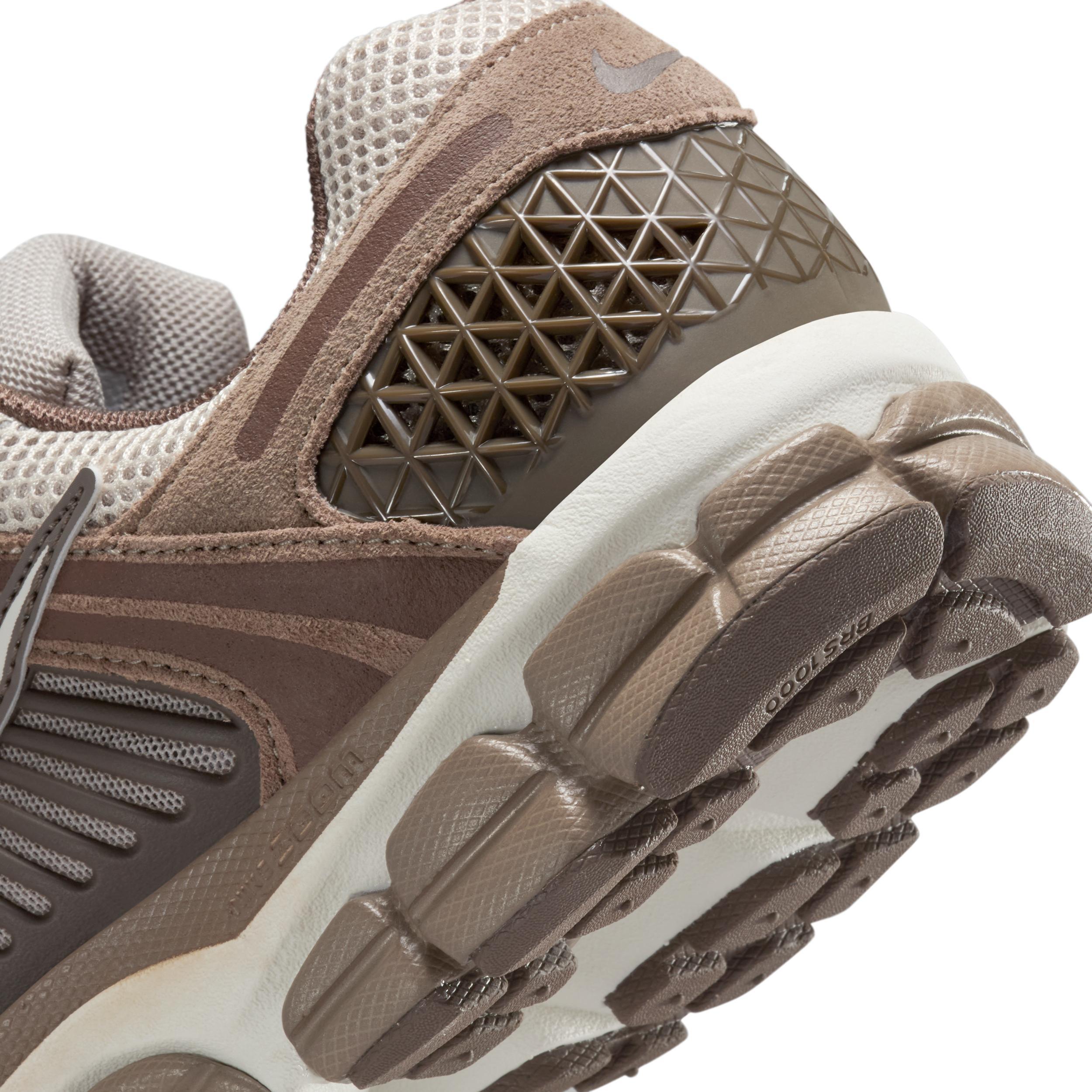 Nike Zoom Vomero 5 Men's Shoes Product Image