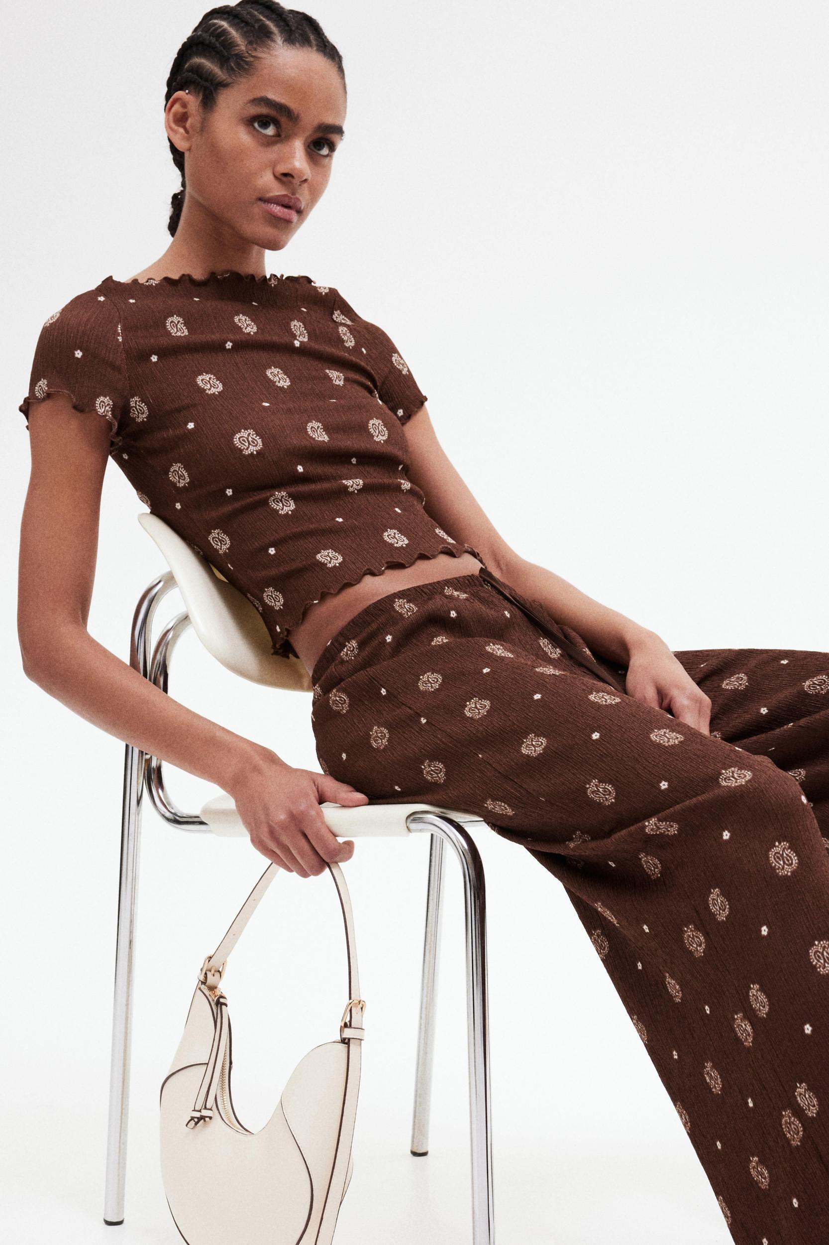 Crinkled Drawstring Pants Product Image