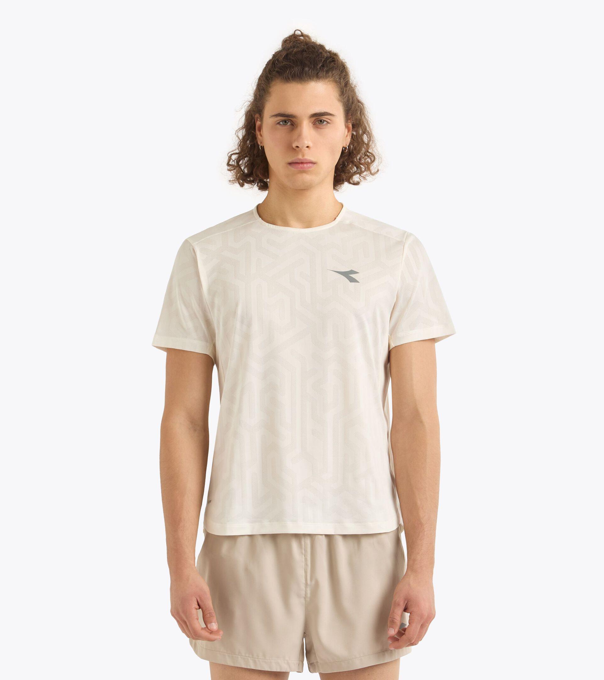 SUPER LIGHT SS T-SHIRT Product Image