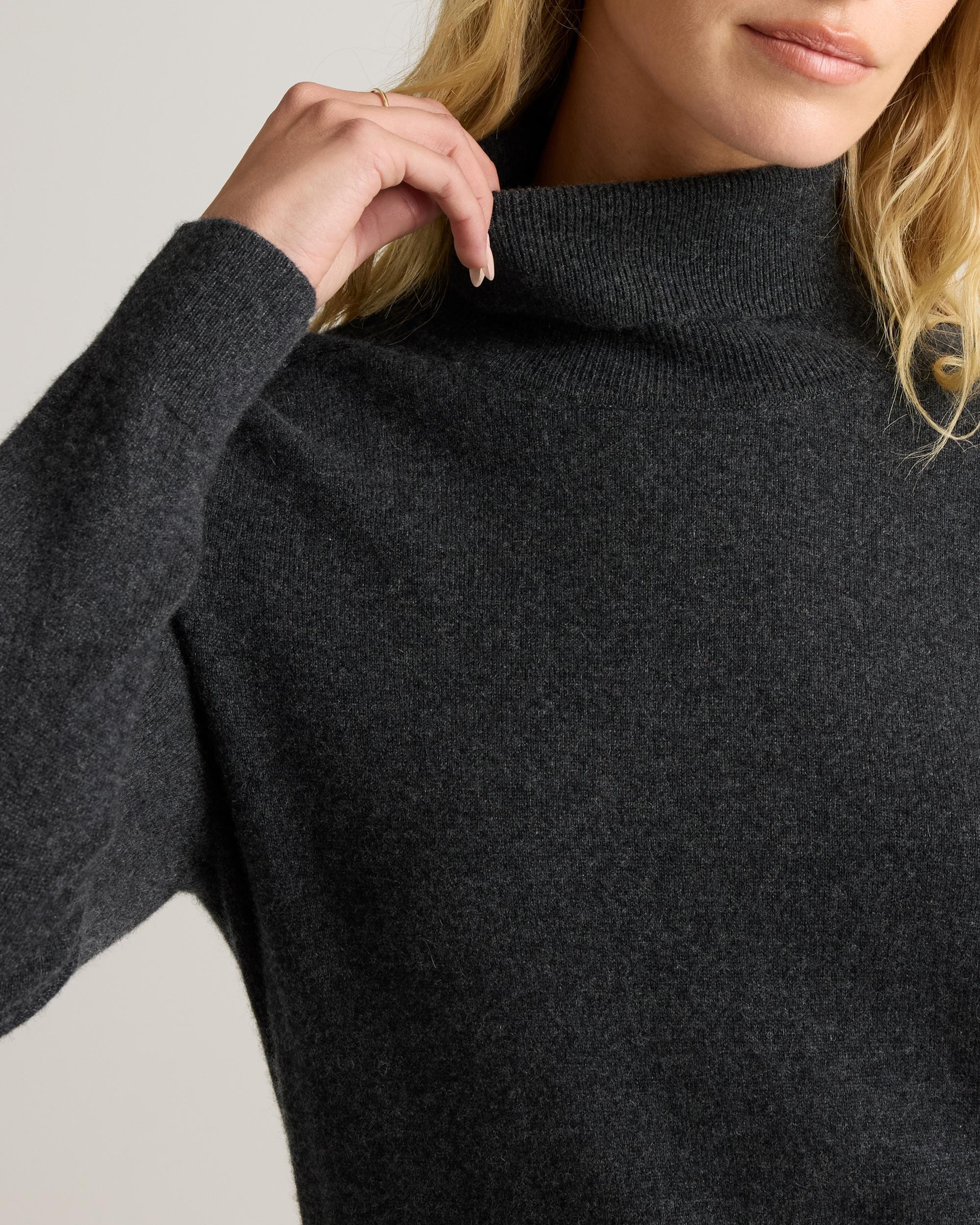 Quince | Women's Mongolian Cashmere Turtleneck Sweater Size XL Product Image