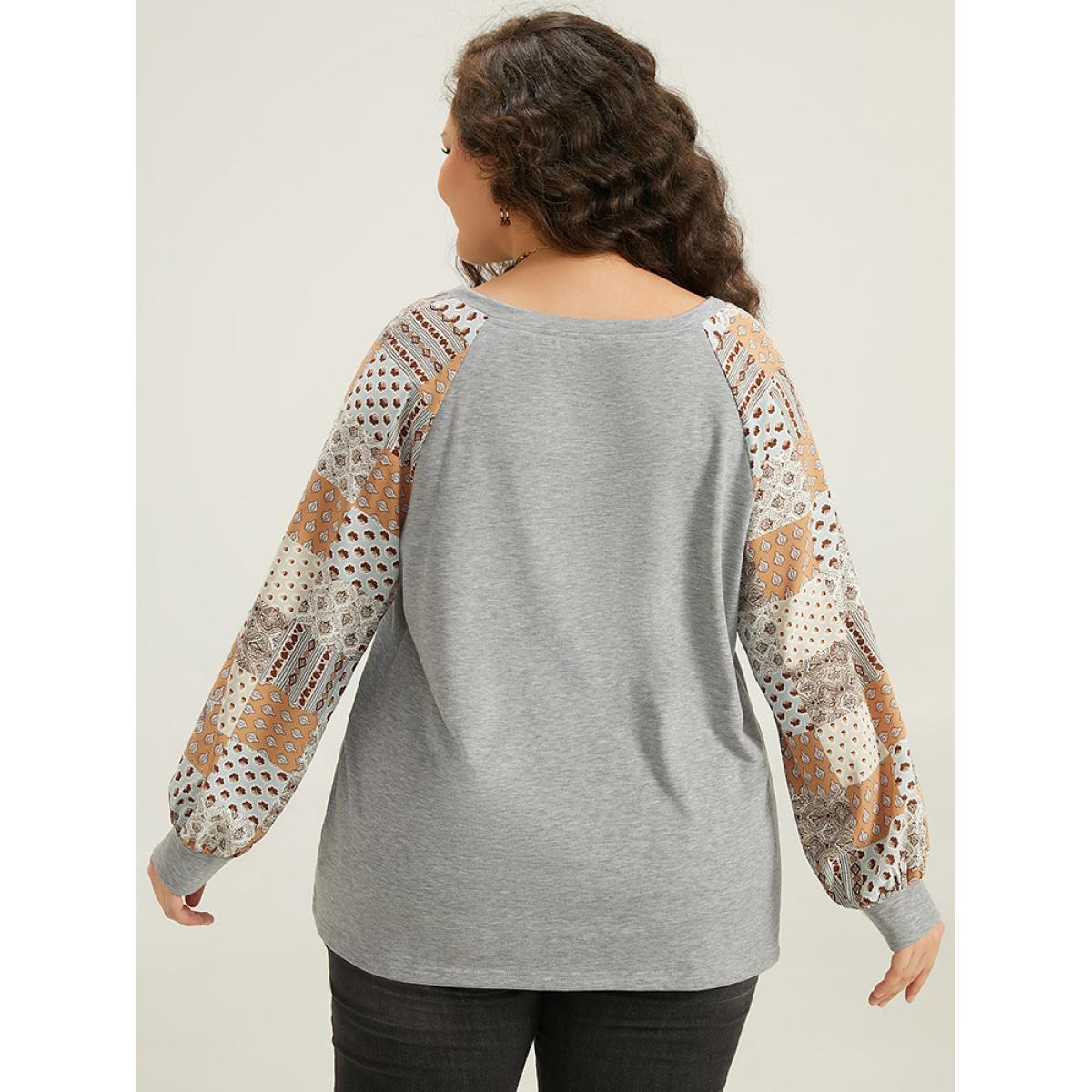 Plus Size Halloween Bandana Print Patchwork Contrast Sweatshirt Women Gray Casual Elastic cuffs V-neck Festival-Halloween Sweatshirts BloomChic 28/5X Product Image