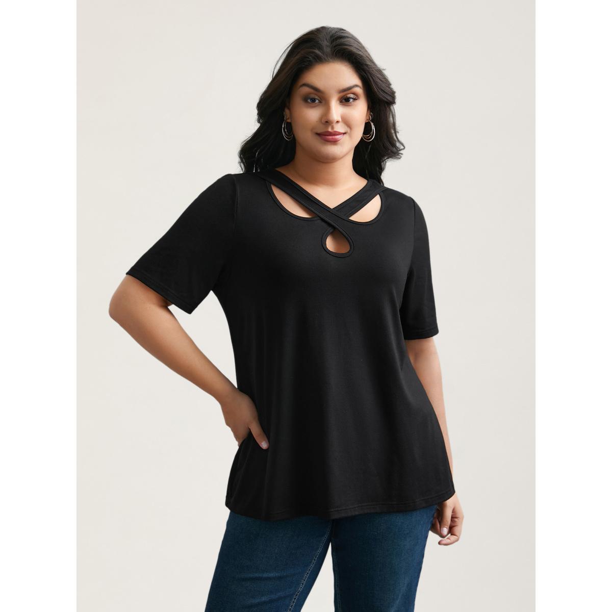 Plus Size Crossover Keyhole Plain Stretchy T-Shirt Black Women Casual Cut-Out Asymmetrical Neck Everyday T-shirts BloomChic 28/5X Product Image