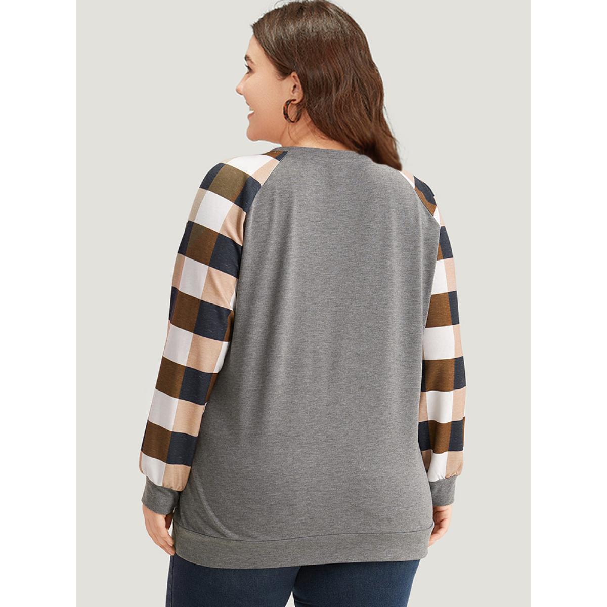 Plus Size Colorblock Contrast Pocket Stitch Sweatshirt Women Gray Casual Elastic cuffs Round Neck Dailywear Sweatshirts BloomChic 10/M Product Image