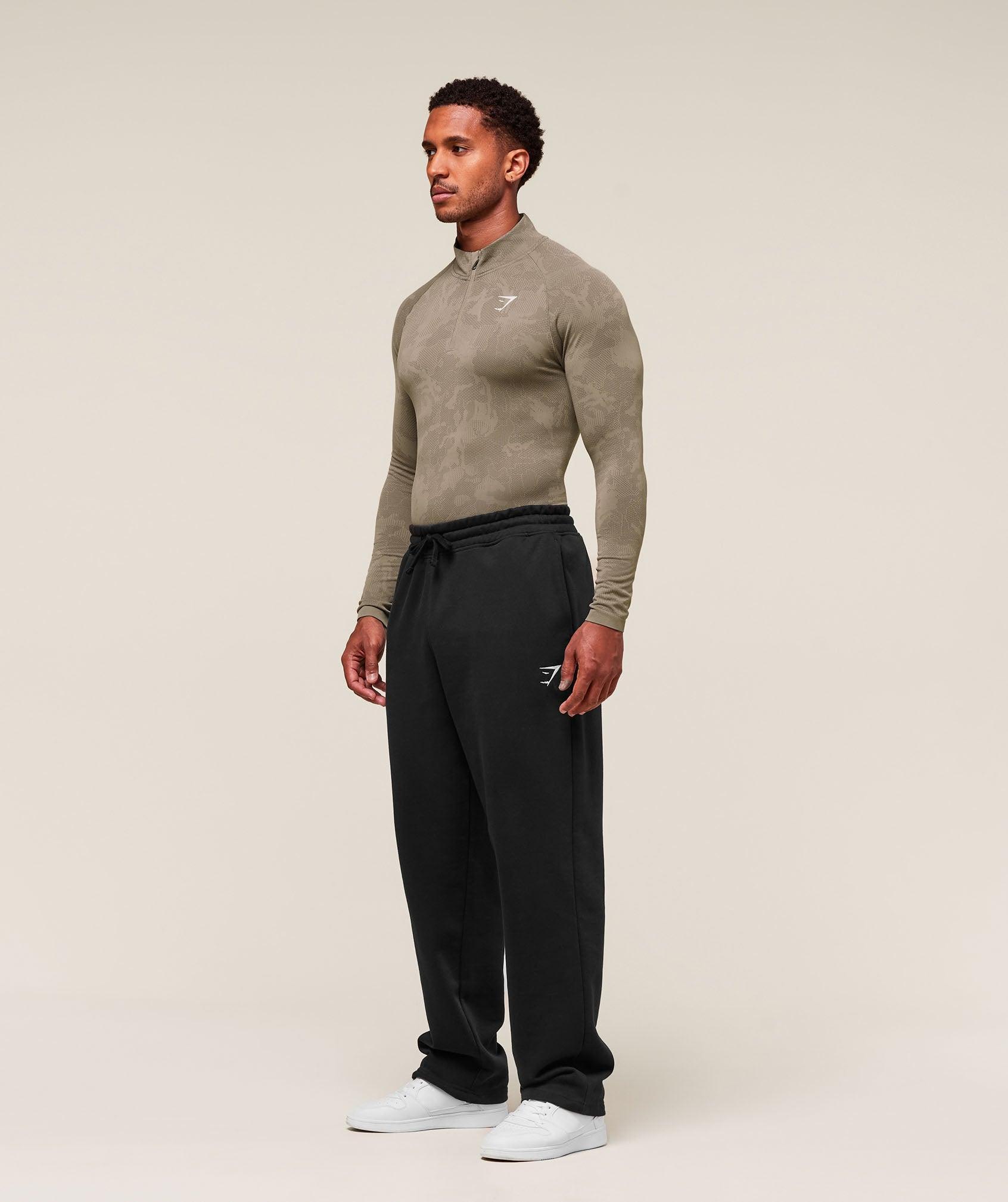 Gymshark Geo Seamless 1/4 Zip - Linen Brown/Camo Brown Male Product Image