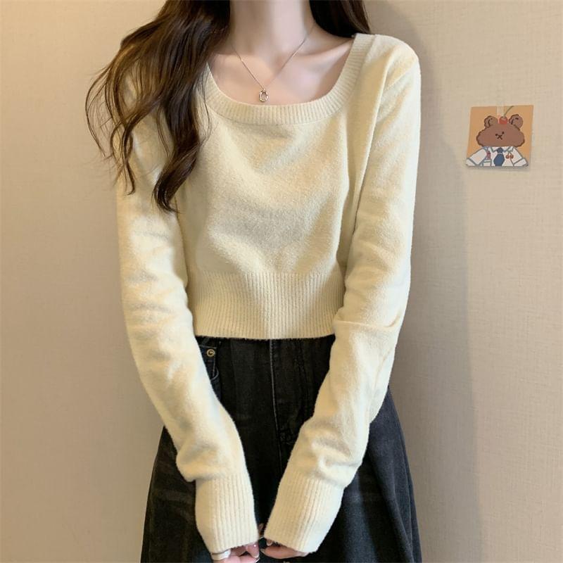 Long-Sleeve Square Neck Plain Knit Top Product Image