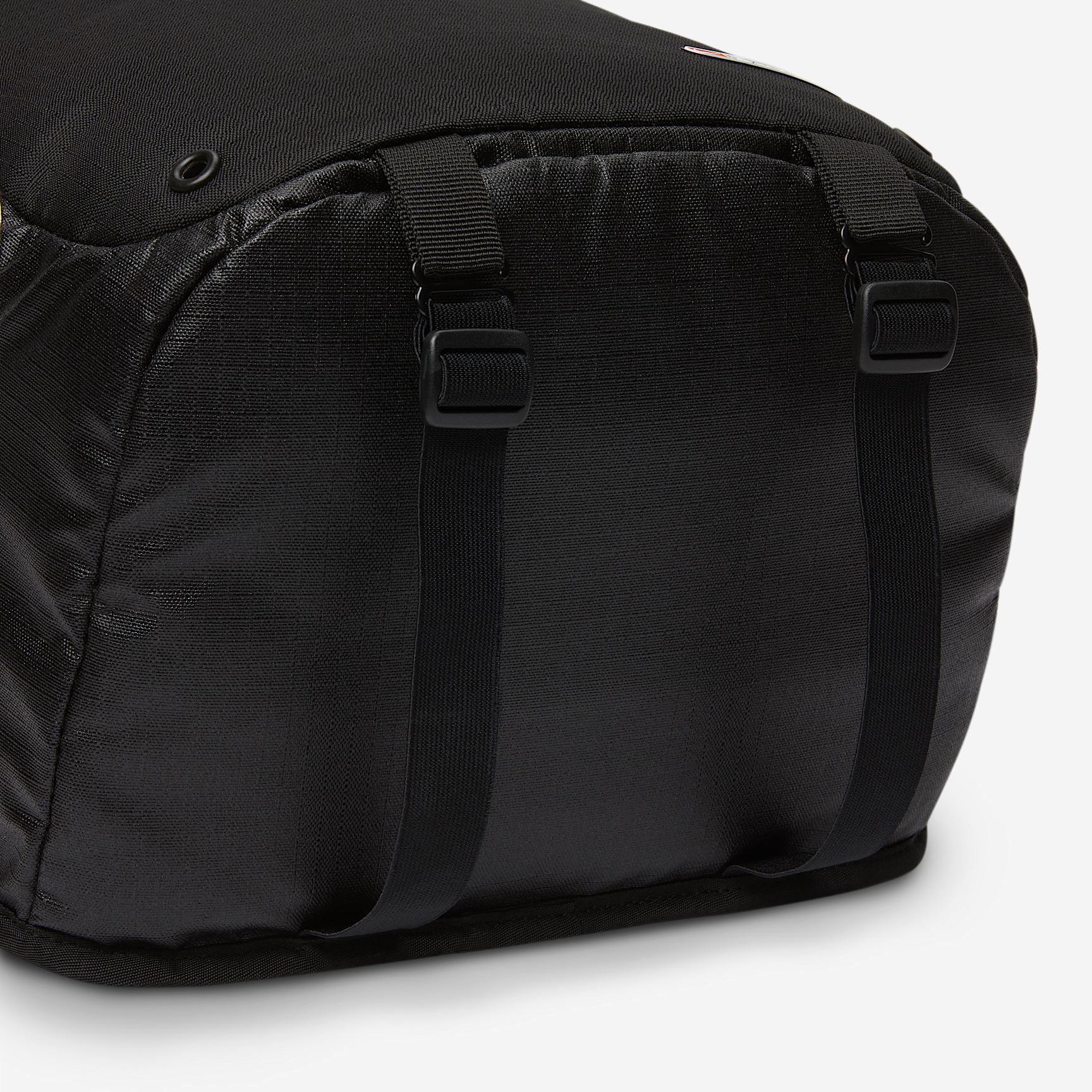 Nike Track Backpack (27L) Product Image