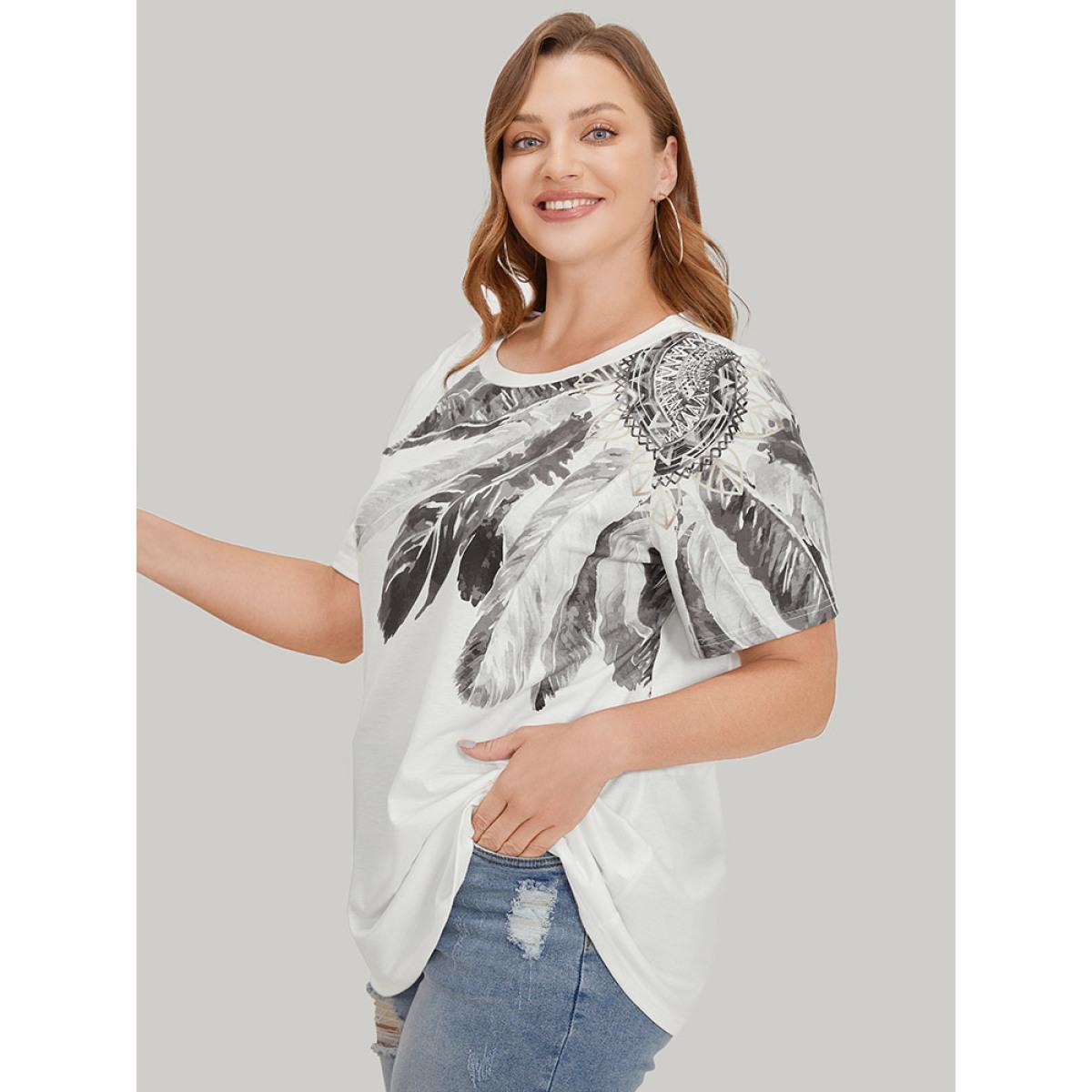 Plus Size Feather & Dream Catcher Print Crew Neck T-shirt White Women Casual Printed Feather Round Neck Dailywear T-shirts BloomChic 14-16/1X Product Image