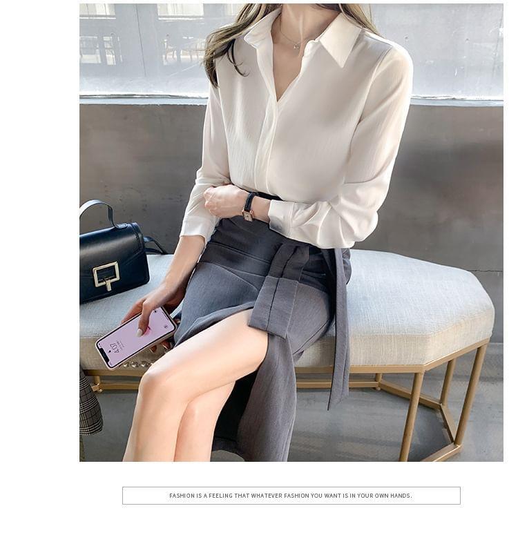 Long-Sleeve Plain Shirt Product Image