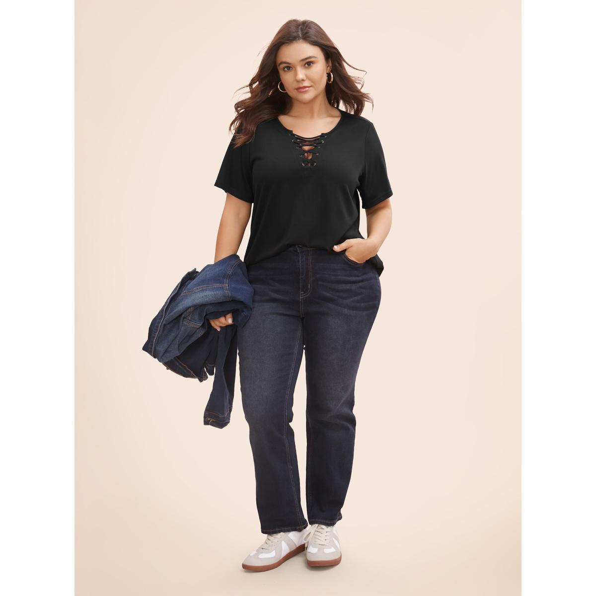 Plus Size Solid Cross Straps Eyelet T-shirt Black Women Casual Eyelet V-neck Everyday T-shirts BloomChic 30/6X Product Image