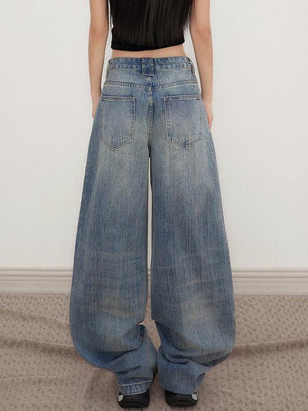 Versatile Wide-Legged Boyfriend Jeans Product Image