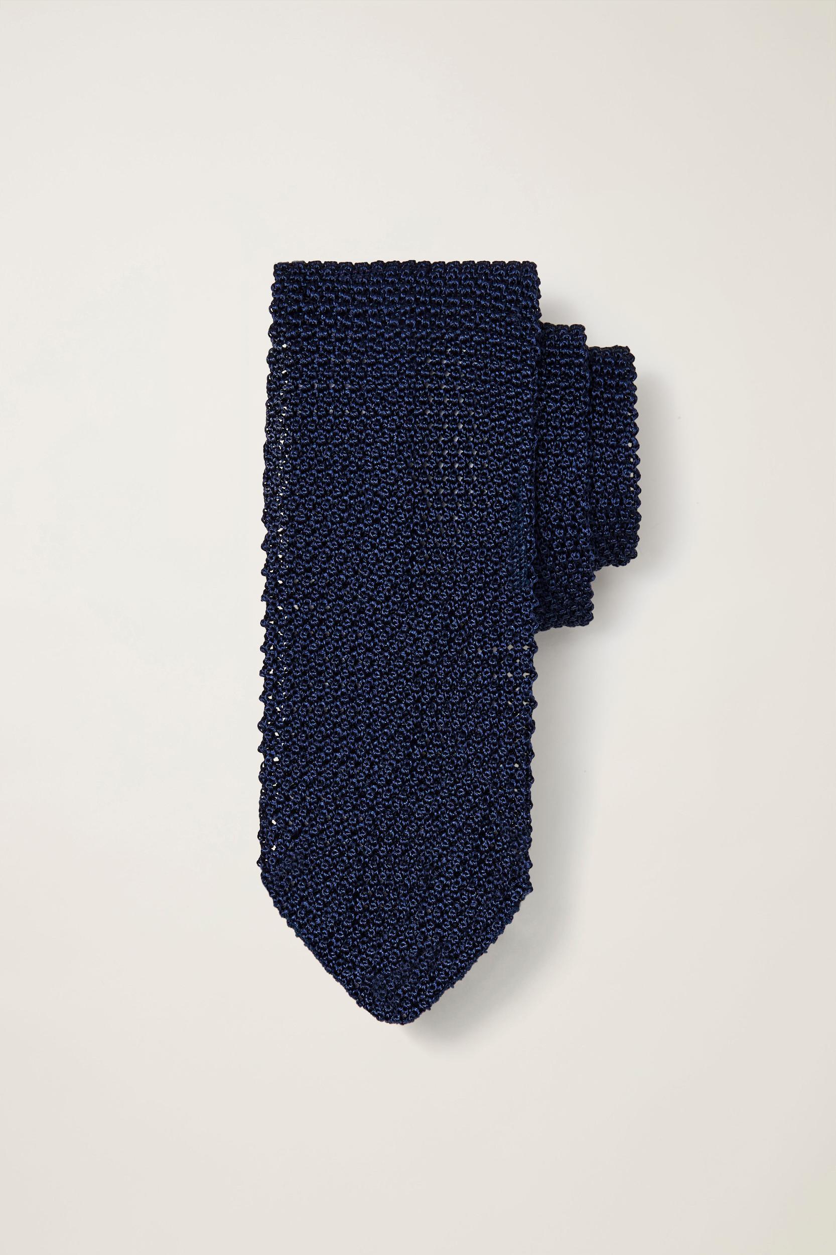 Premium Necktie Product Image