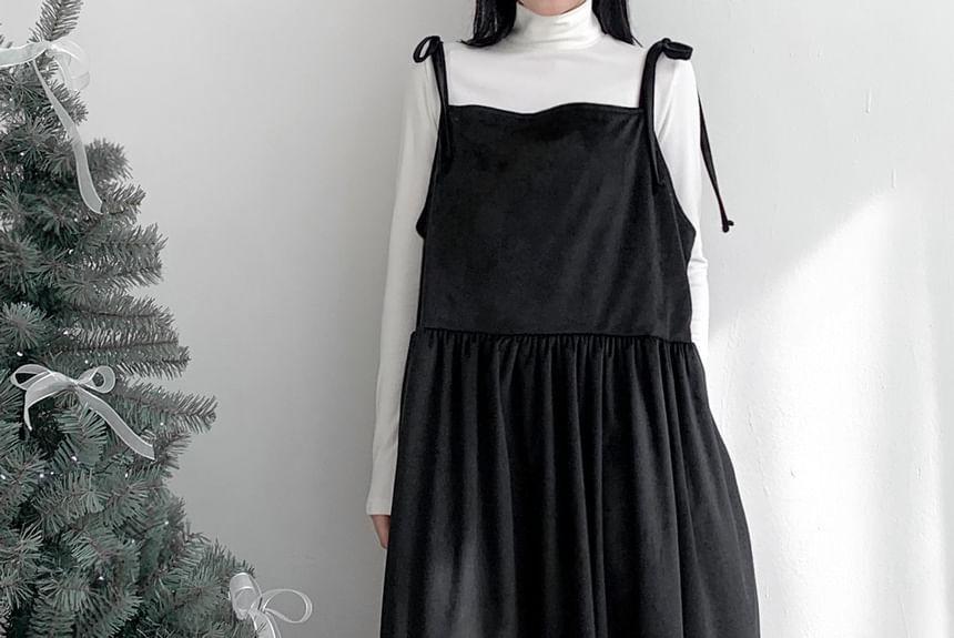 Spaghetti Strap Velvet Midi Dress Product Image
