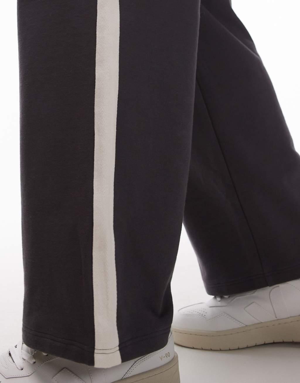 Topman baggy leg sweatpants with contrast side stripe in charcoal Product Image