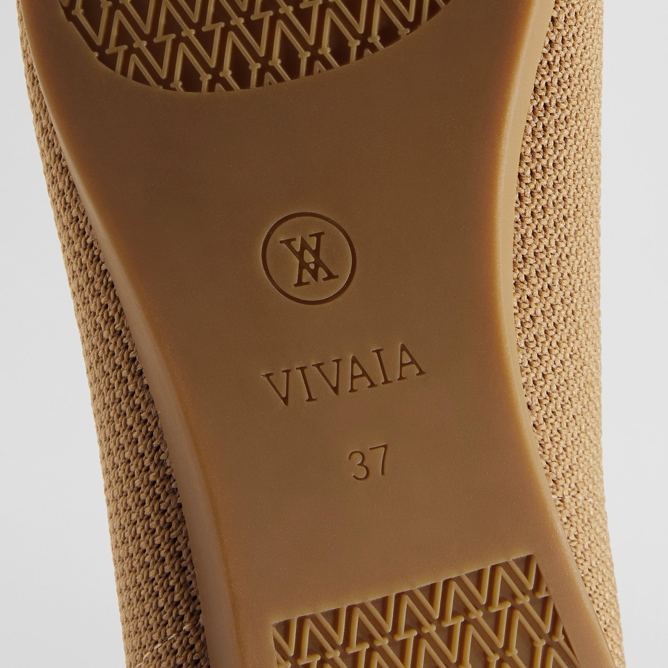 Pointed-Toe Ballet Flats (Aria 5°) Product Image