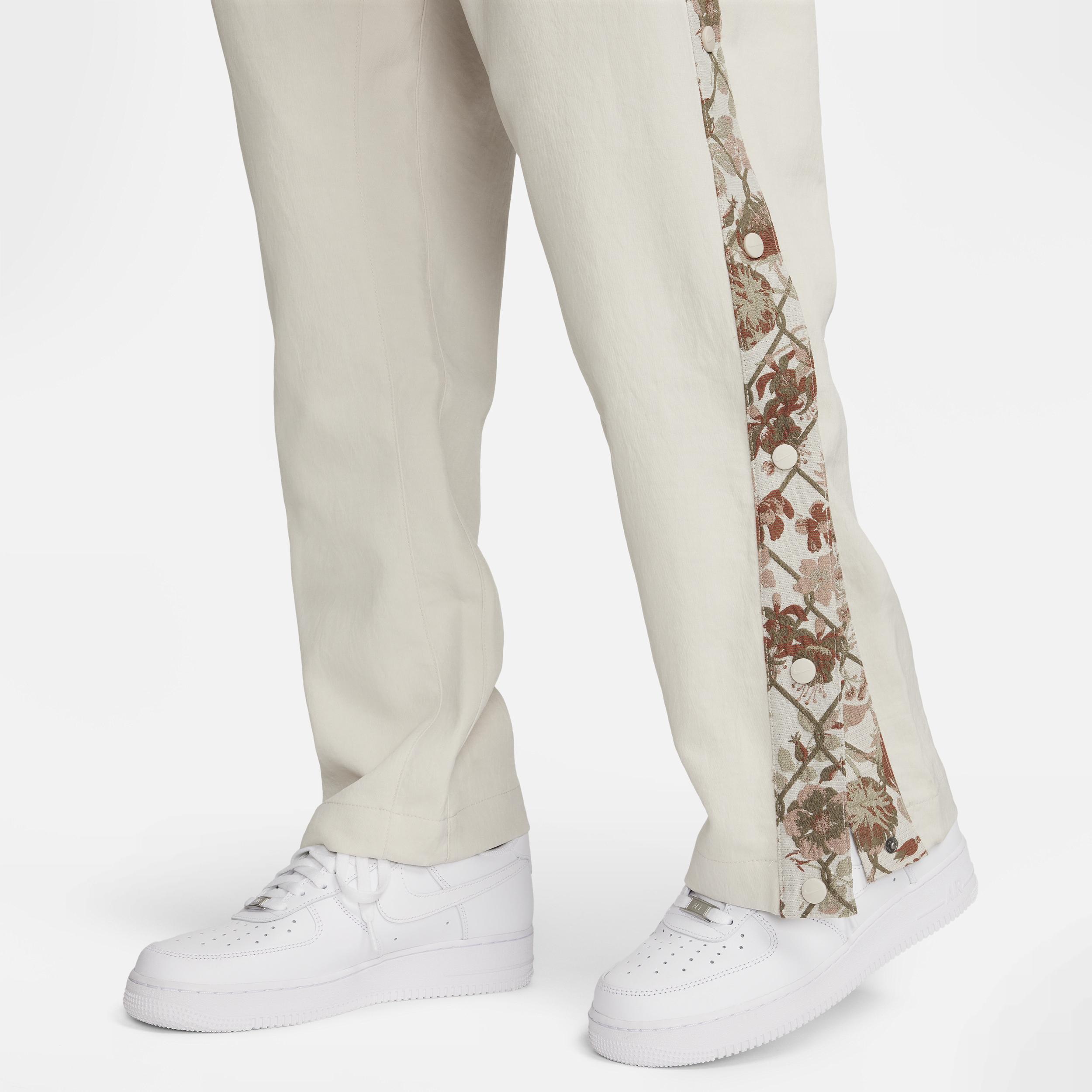 Nike Men's Tearaway Basketball Pants Product Image