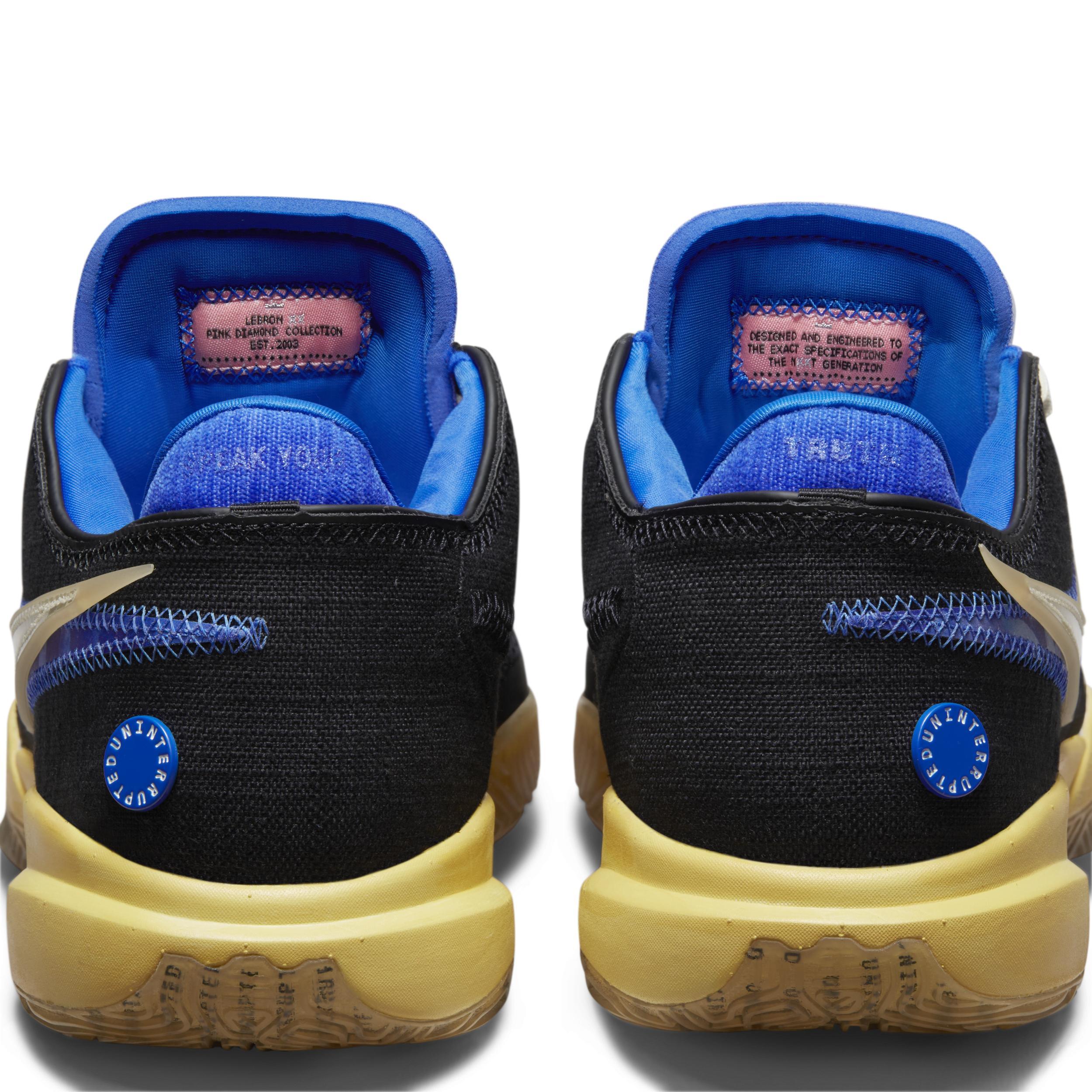 Nike Mens Lebron James Nike Lebron XX - Mens Basketball Shoes Black/White/Metallic Gold Product Image